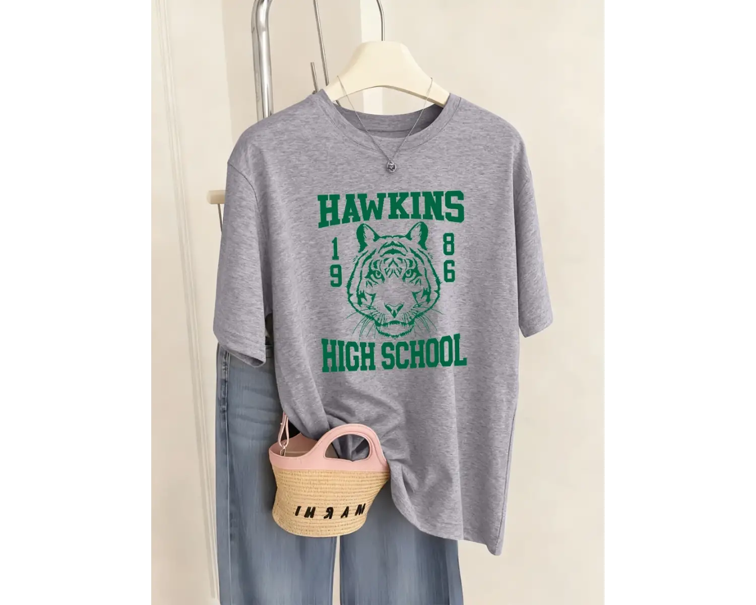 Urban Pop Graphic Kadın Tişört KoleksiyonuKod 5376