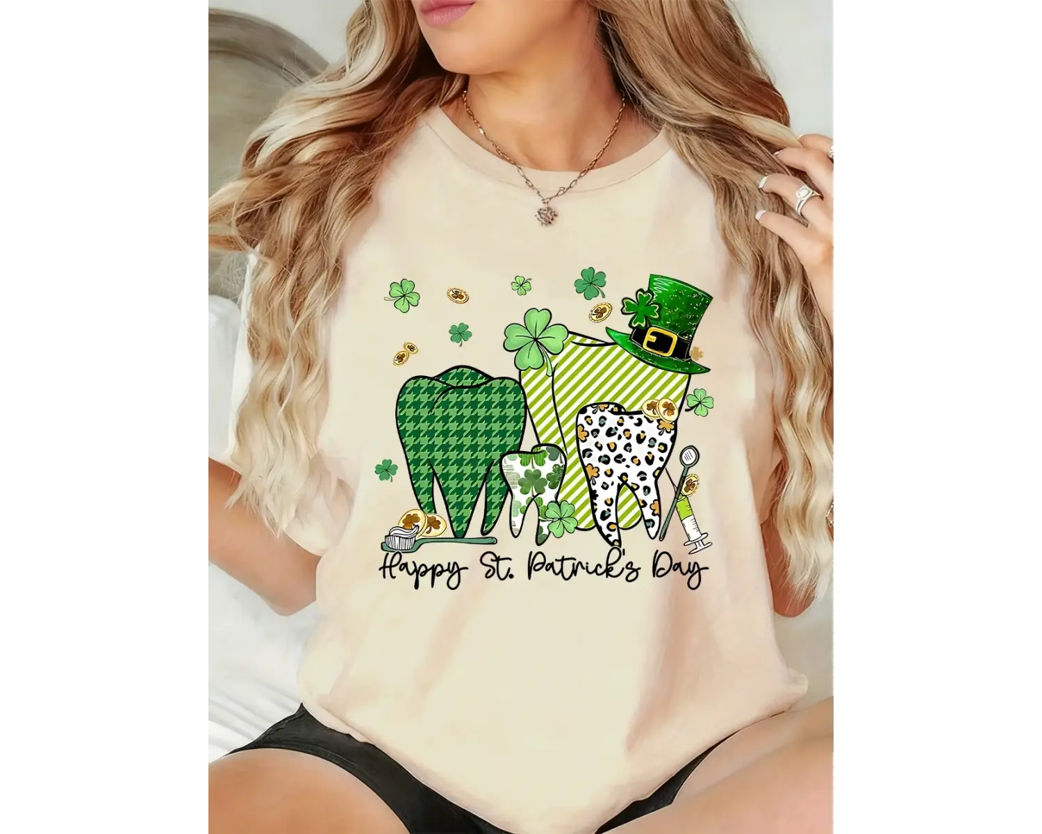 Urban Pop Graphic Kadın Tişört KoleksiyonuKod 5397