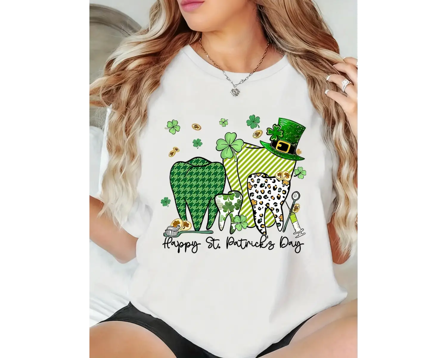 Urban Pop Graphic Kadın Tişört KoleksiyonuKod 5397