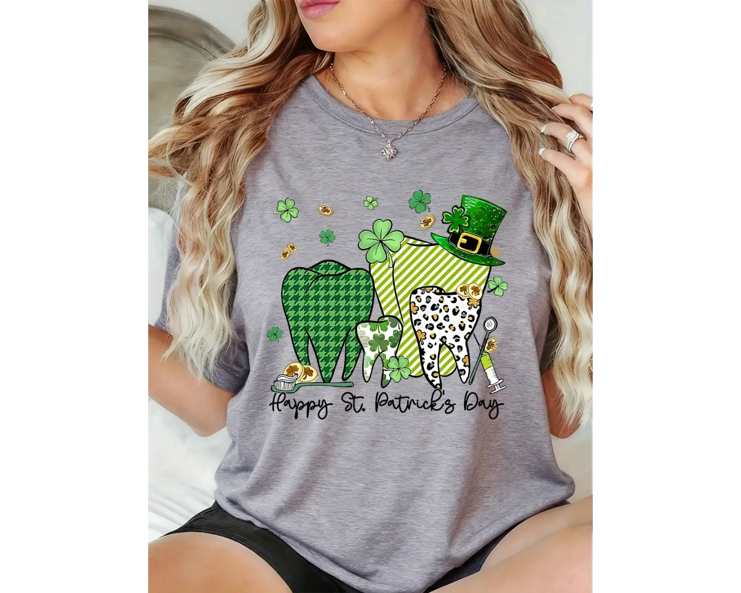 Urban Pop Graphic Kadın Tişört KoleksiyonuKod 5397