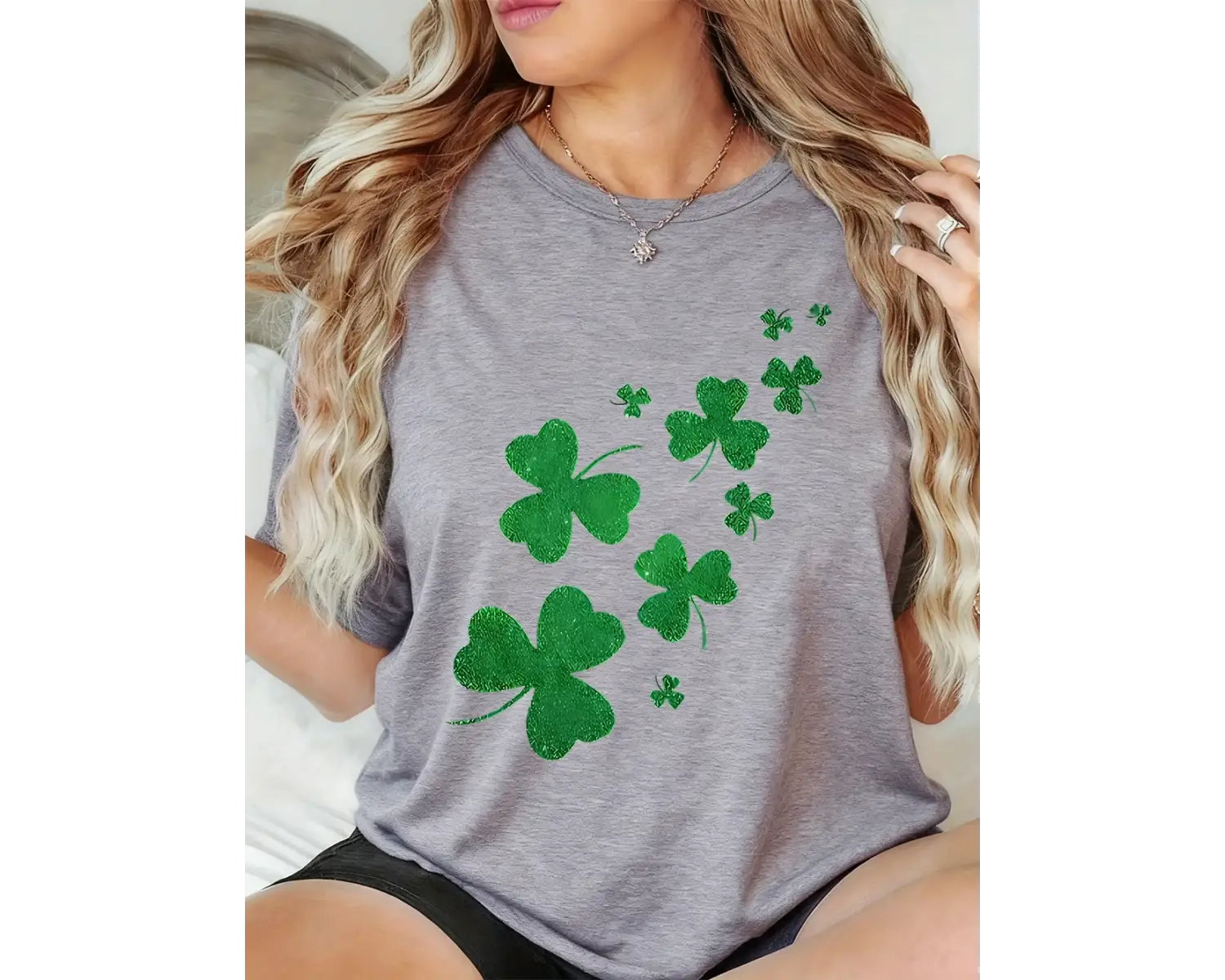 Urban Pop Graphic Kadın Tişört KoleksiyonuKod 5401