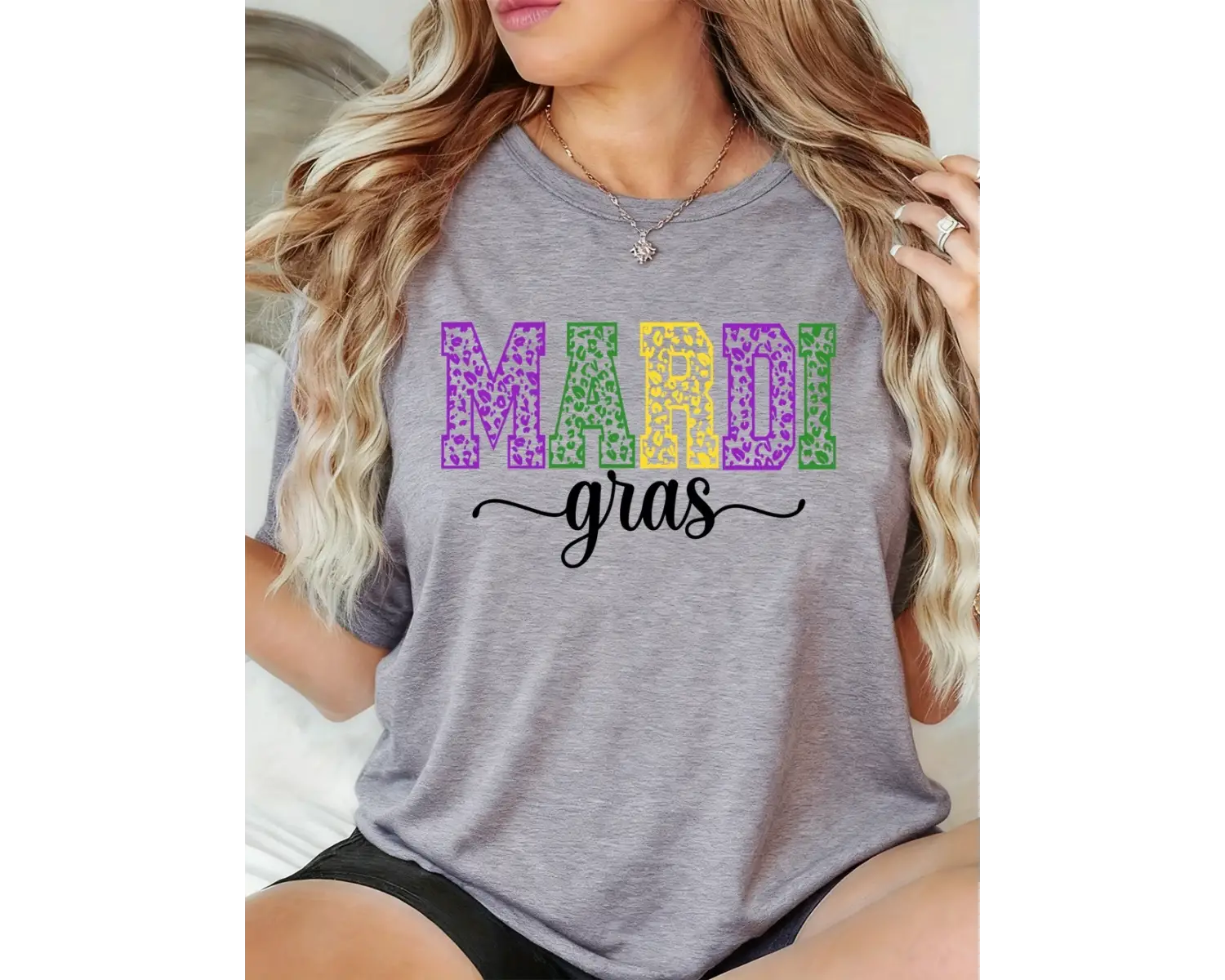 Urban Pop Graphic Kadın Tişört KoleksiyonuKod 5403