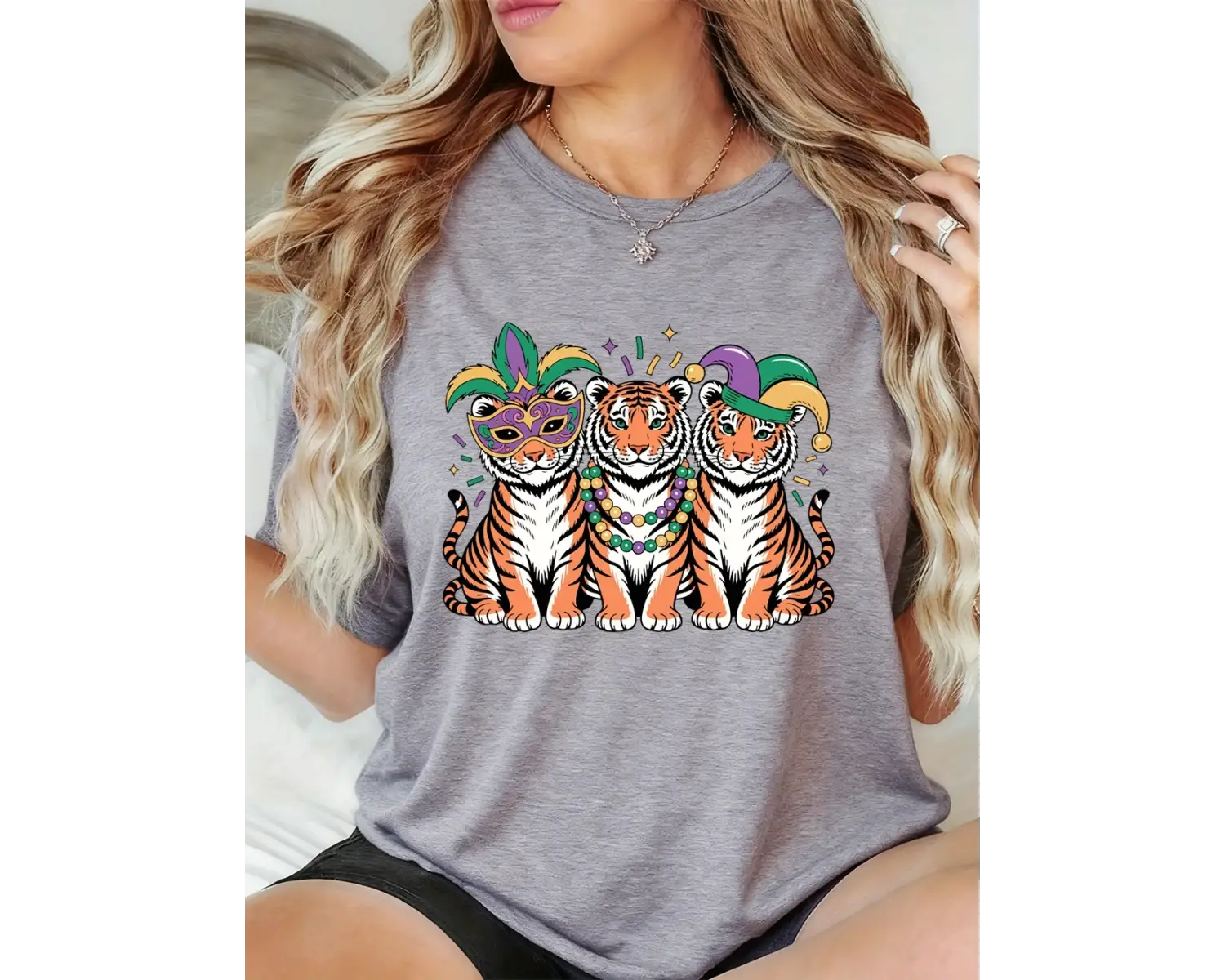 Urban Pop Graphic Kadın Tişört KoleksiyonuKod 5404