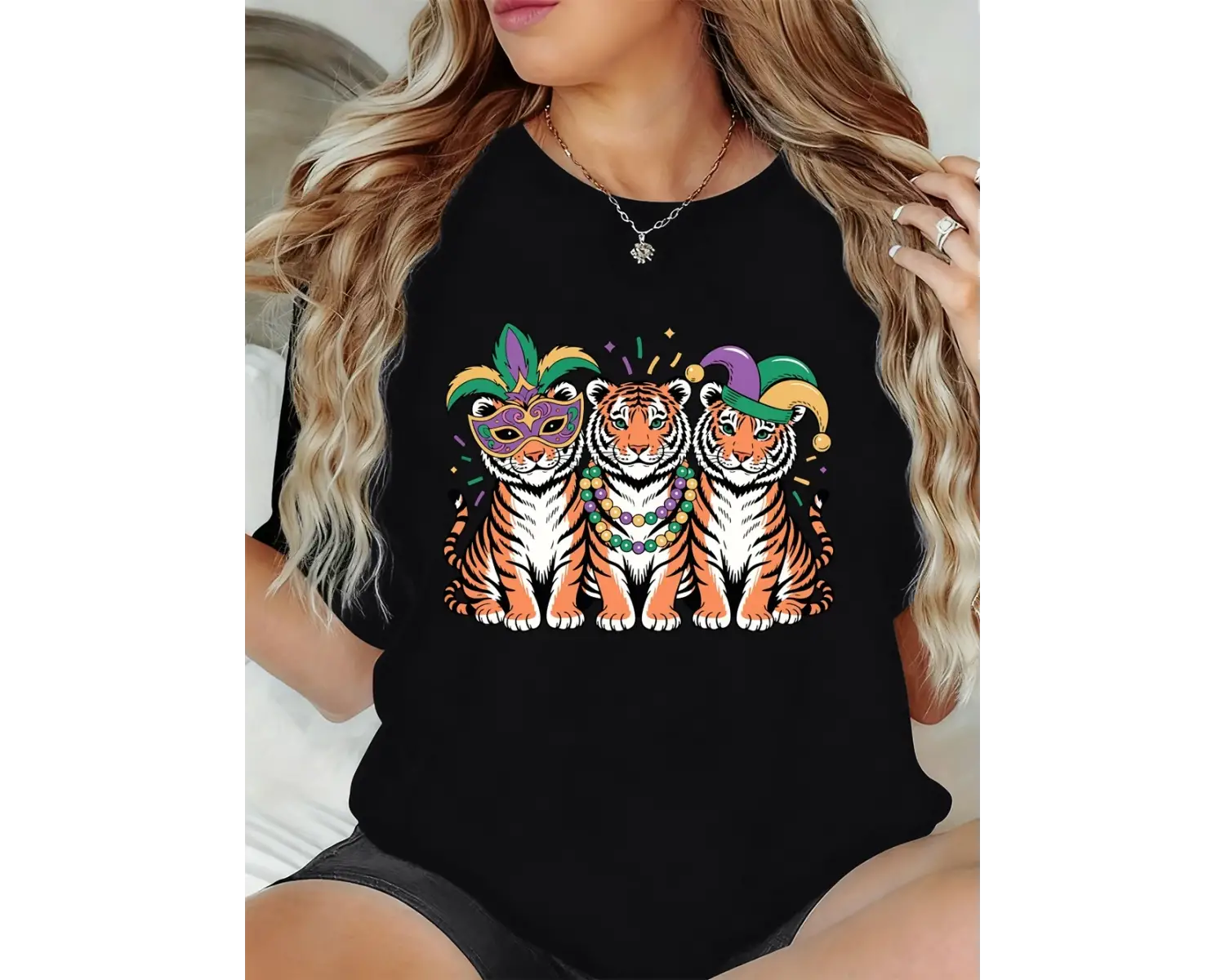 Urban Pop Graphic Kadın Tişört KoleksiyonuKod 5404