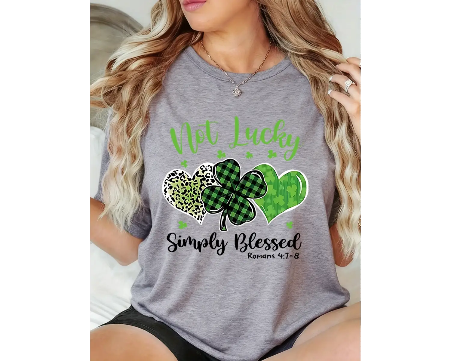 Urban Pop Graphic Kadın Tişört KoleksiyonuKod 5409