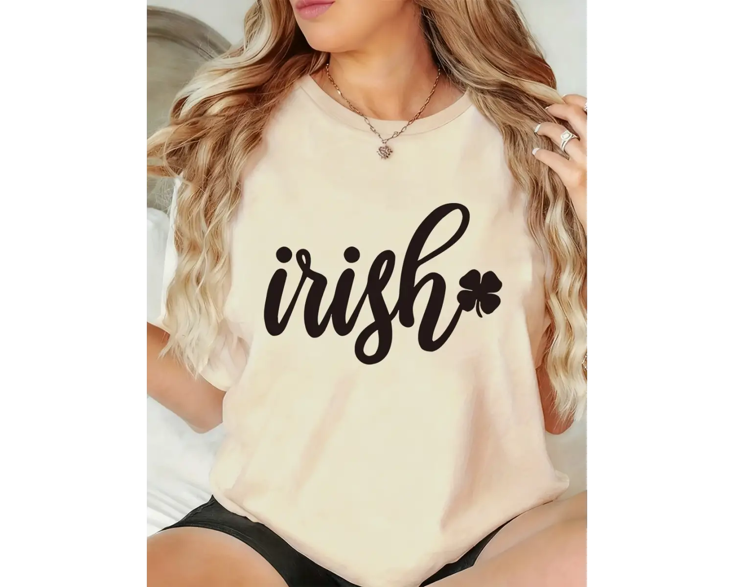 Urban Pop Graphic Kadın Tişört KoleksiyonuKod 5410