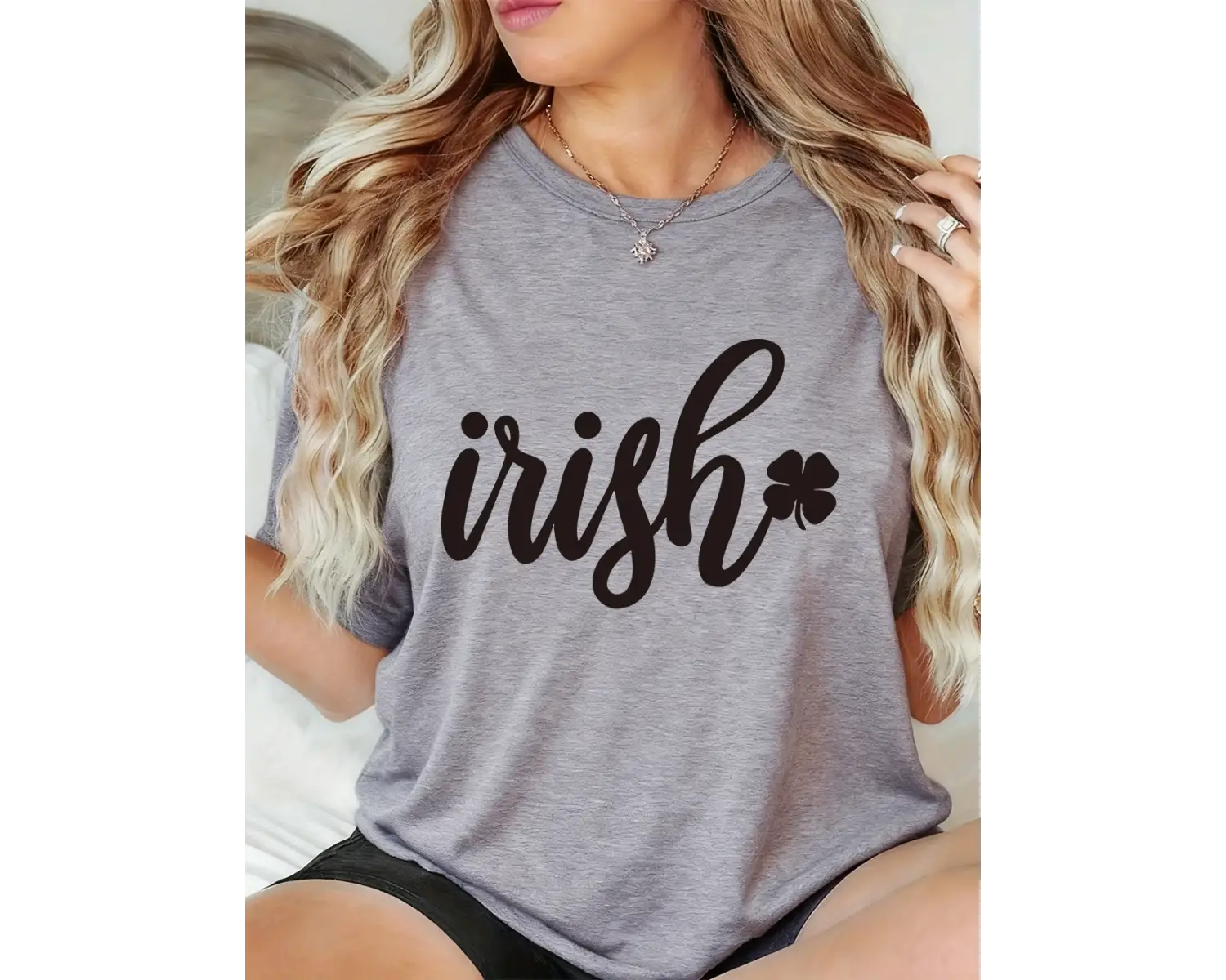 Urban Pop Graphic Kadın Tişört KoleksiyonuKod 5410