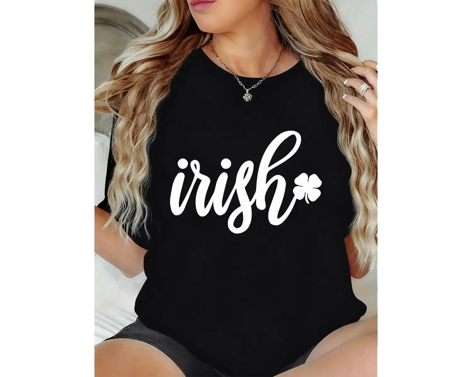 Urban Pop Graphic Kadın Tişört KoleksiyonuKod 5410