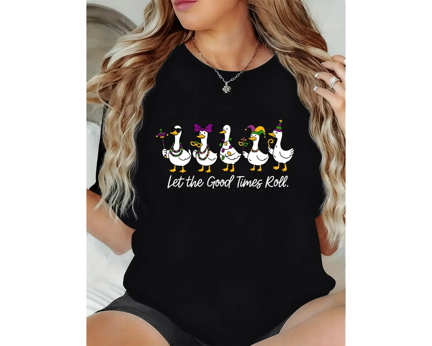 Urban Pop Graphic Kadın Tişört KoleksiyonuKod 5411