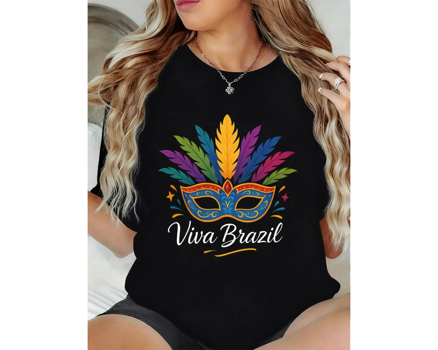 Urban Pop Graphic Kadın Tişört KoleksiyonuKod 5412