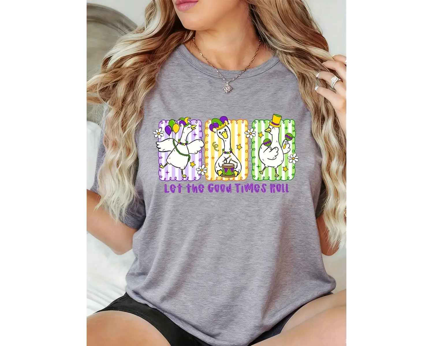 Urban Pop Graphic Kadın Tişört KoleksiyonuKod 5416