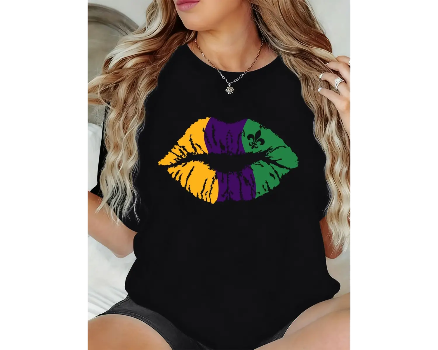 Urban Pop Graphic Kadın Tişört KoleksiyonuKod 5418