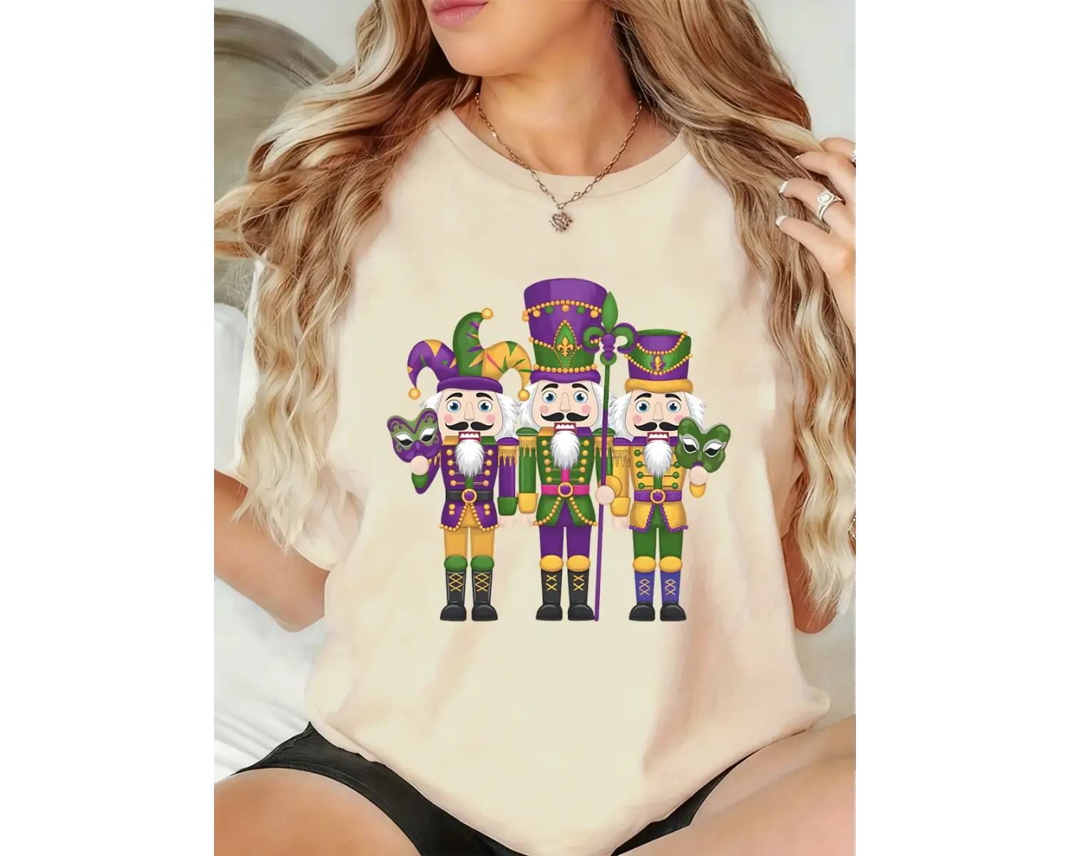 Urban Pop Graphic Kadın Tişört KoleksiyonuKod 5424