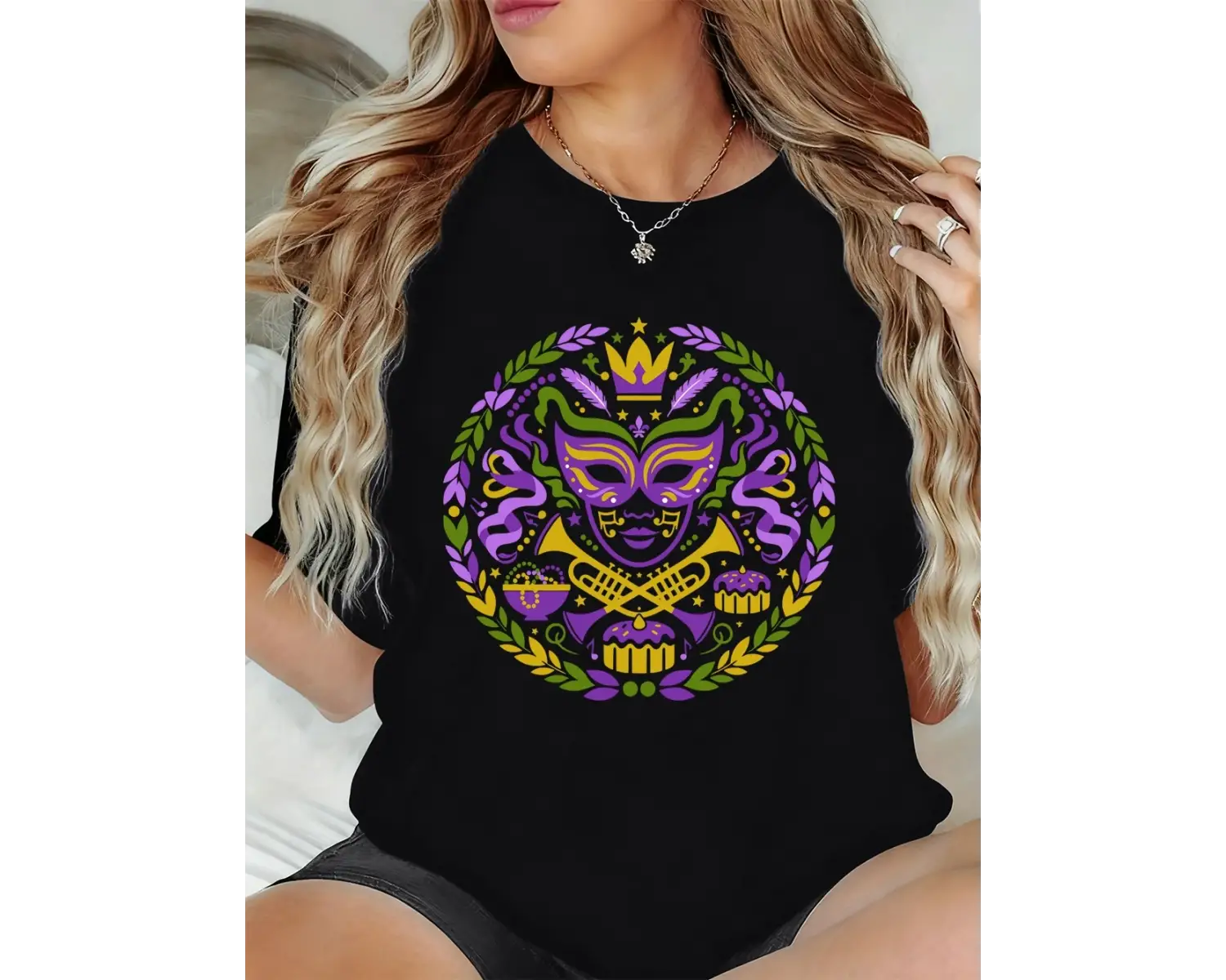 Urban Pop Graphic Kadın Tişört KoleksiyonuKod 5427