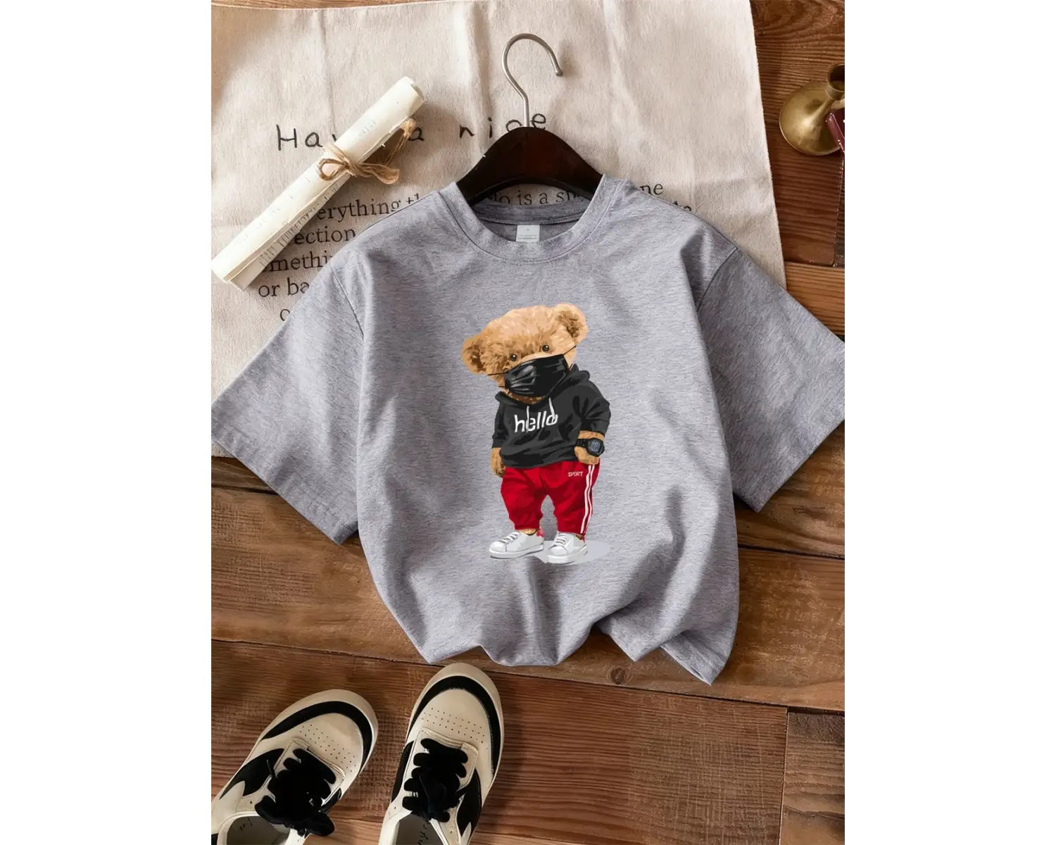 Urban Pop Graphic Kadın Tişört KoleksiyonuKod 5429