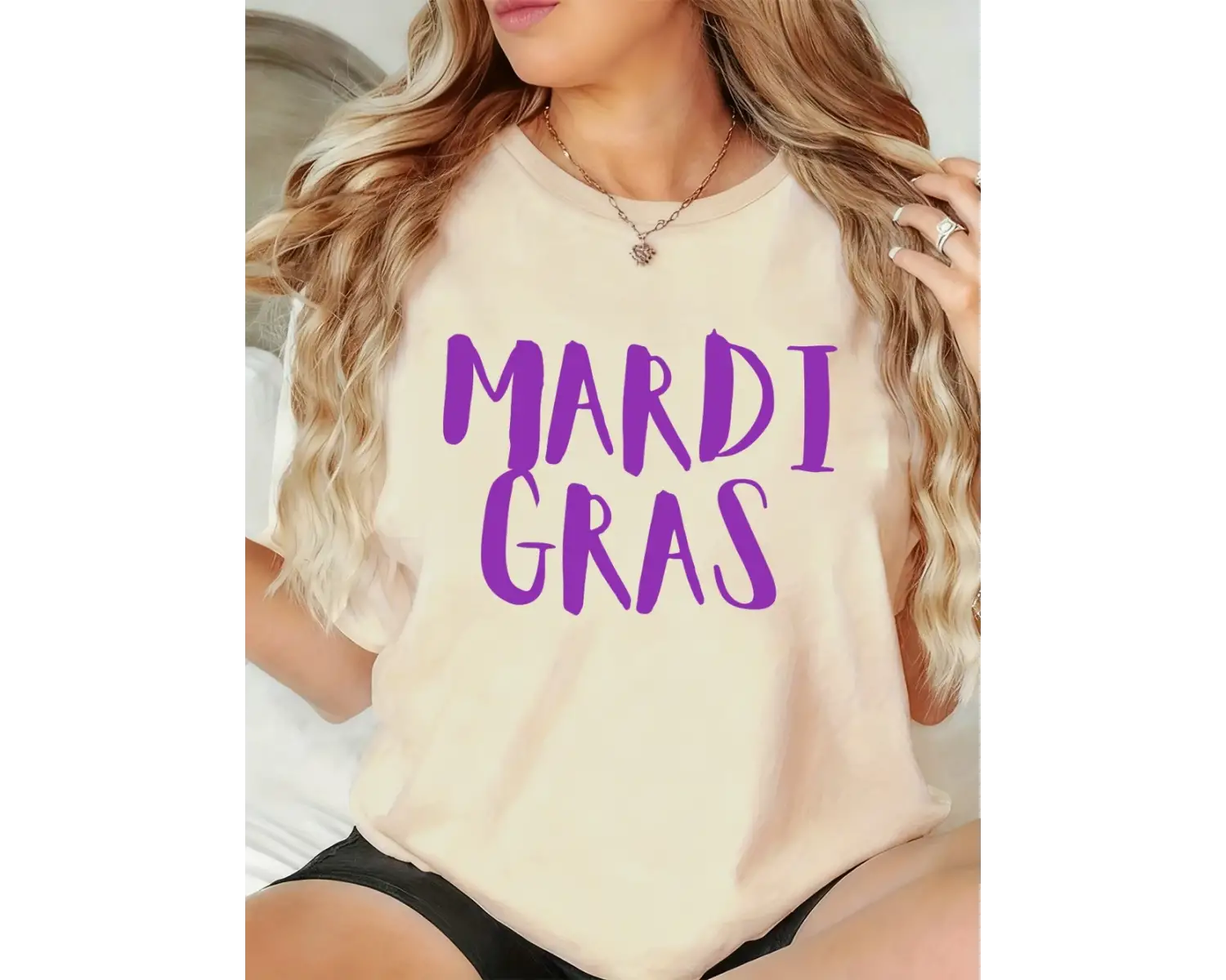 Urban Pop Graphic Kadın Tişört KoleksiyonuKod 5434