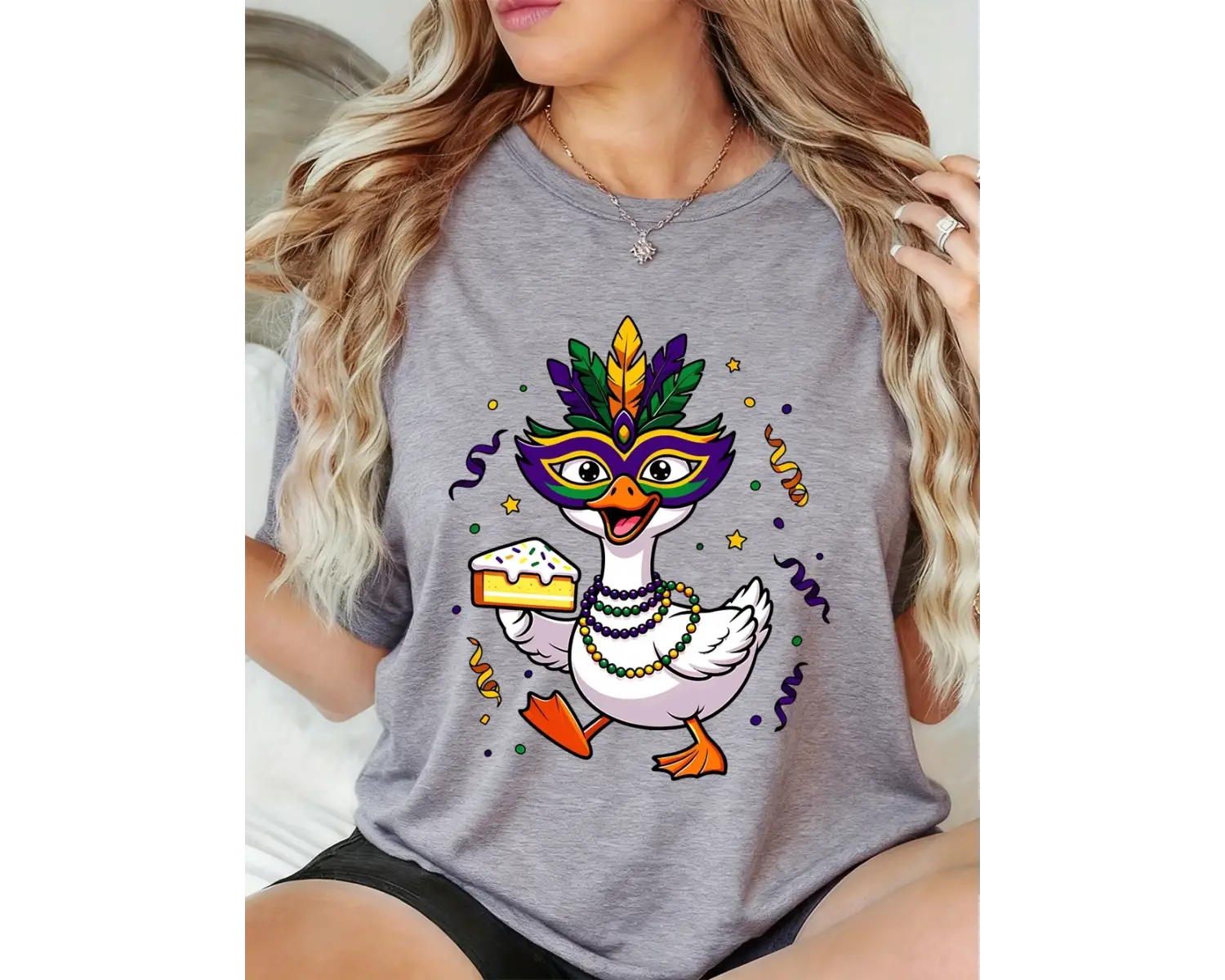 Urban Pop Graphic Kadın Tişört KoleksiyonuKod 5437