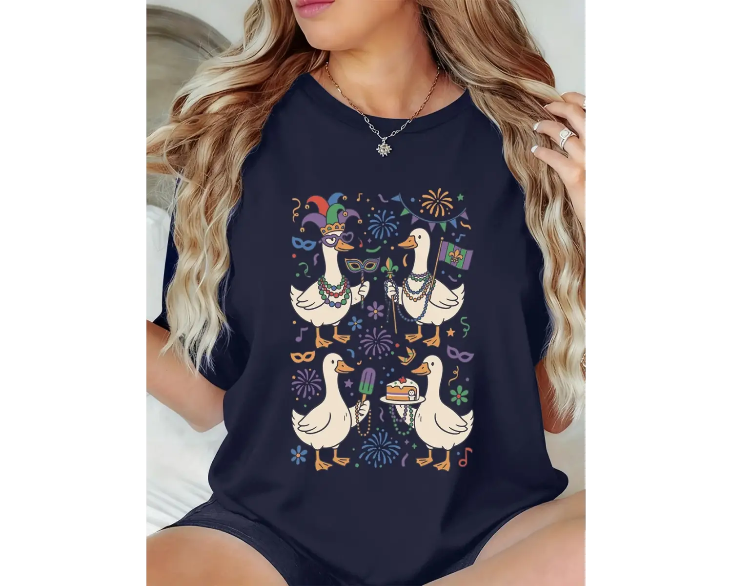 Urban Pop Graphic Kadın Tişört KoleksiyonuKod 5439