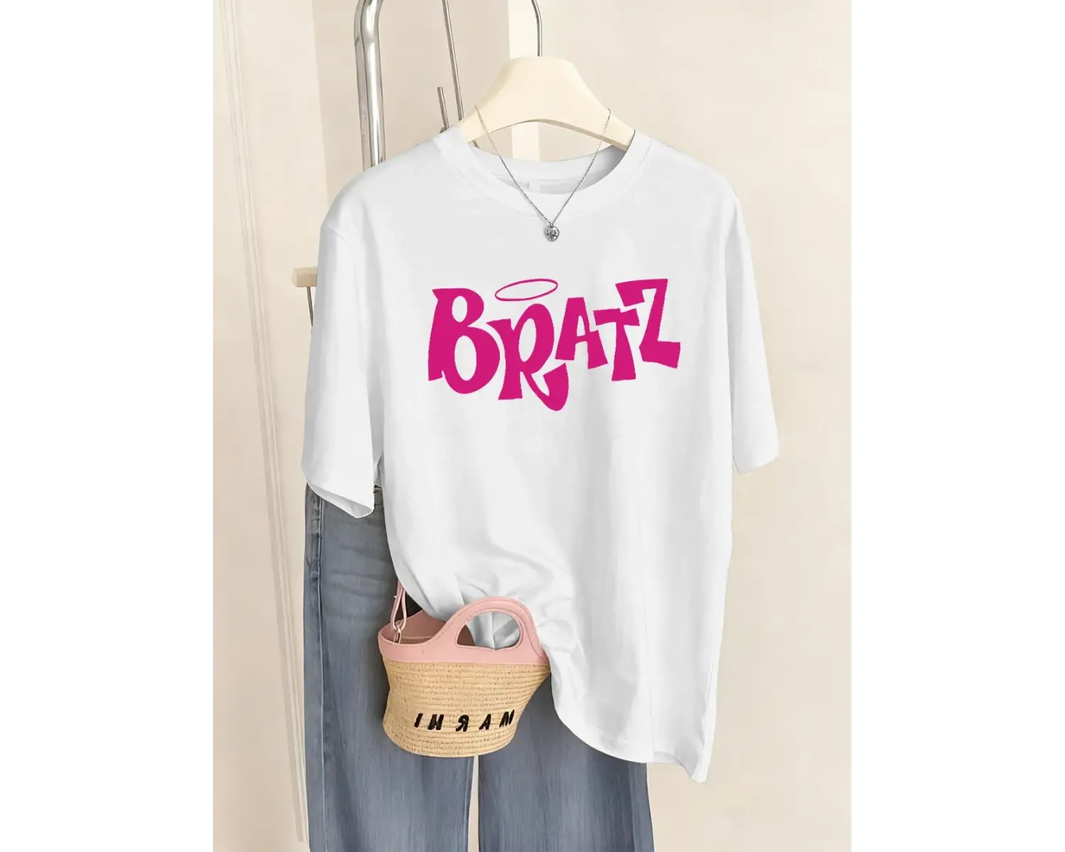 Urban Pop Graphic Kadın Tişört KoleksiyonuKod 5443