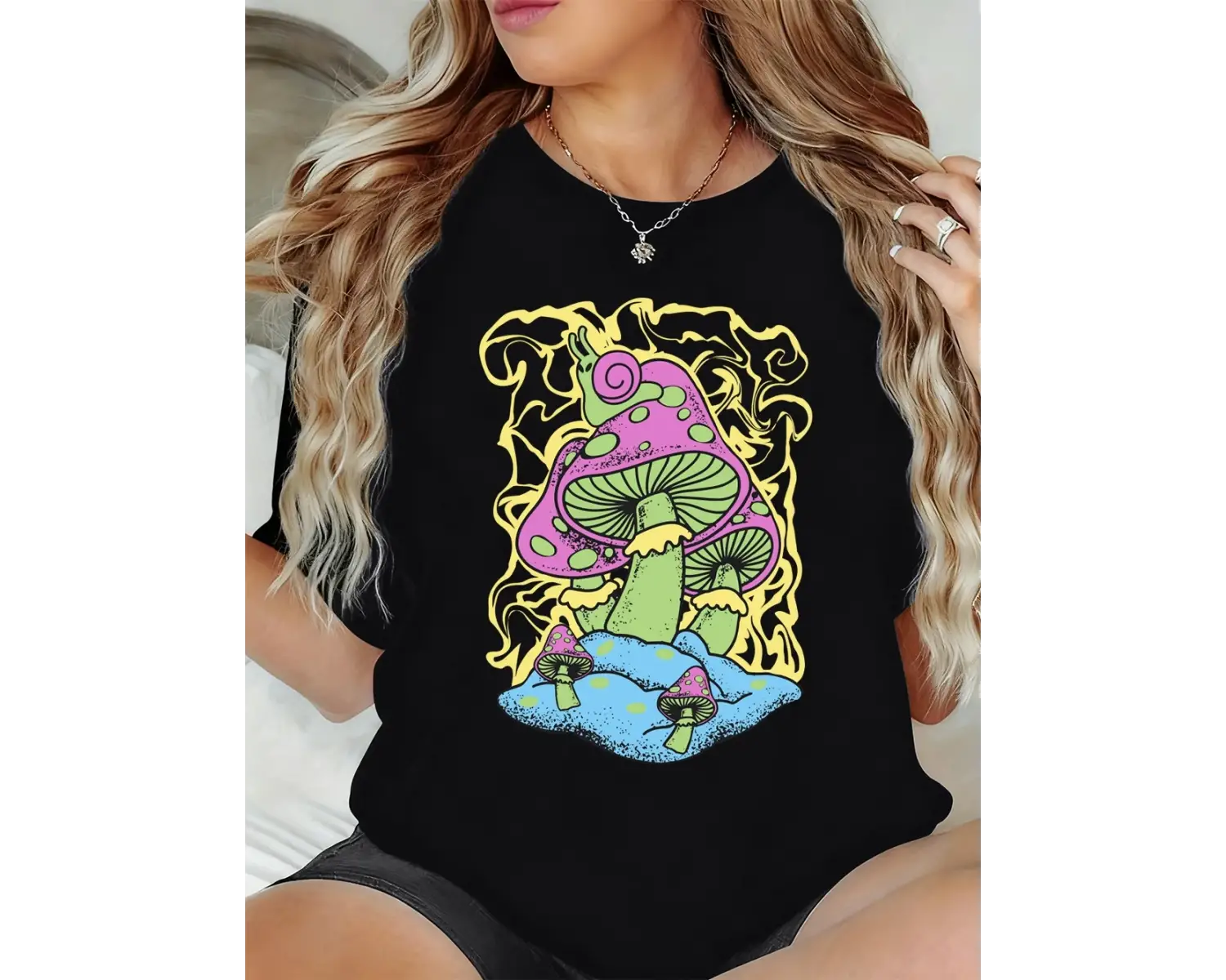 Urban Pop Graphic Kadın Tişört KoleksiyonuKod 5444