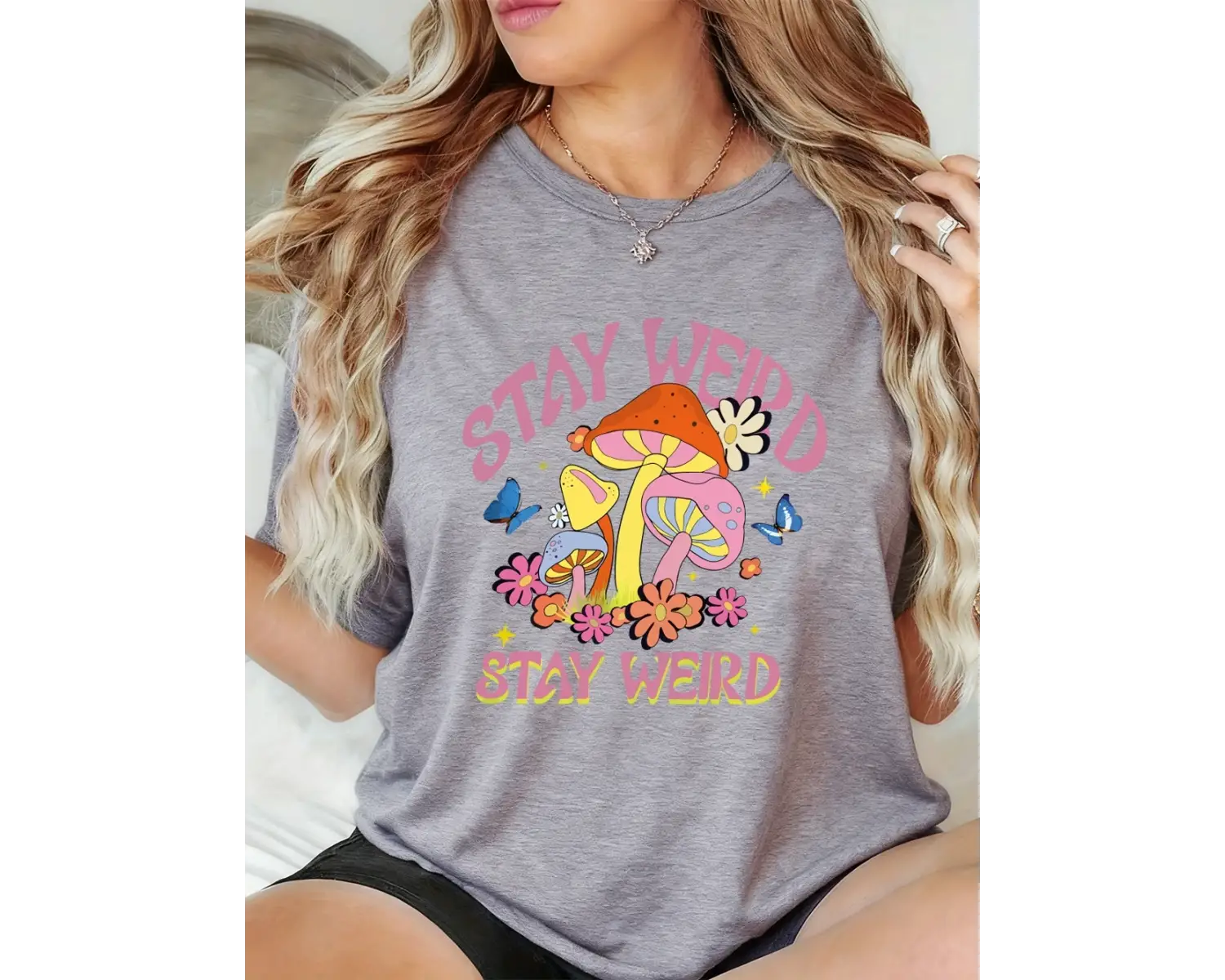 Urban Pop Graphic Kadın Tişört KoleksiyonuKod 5446