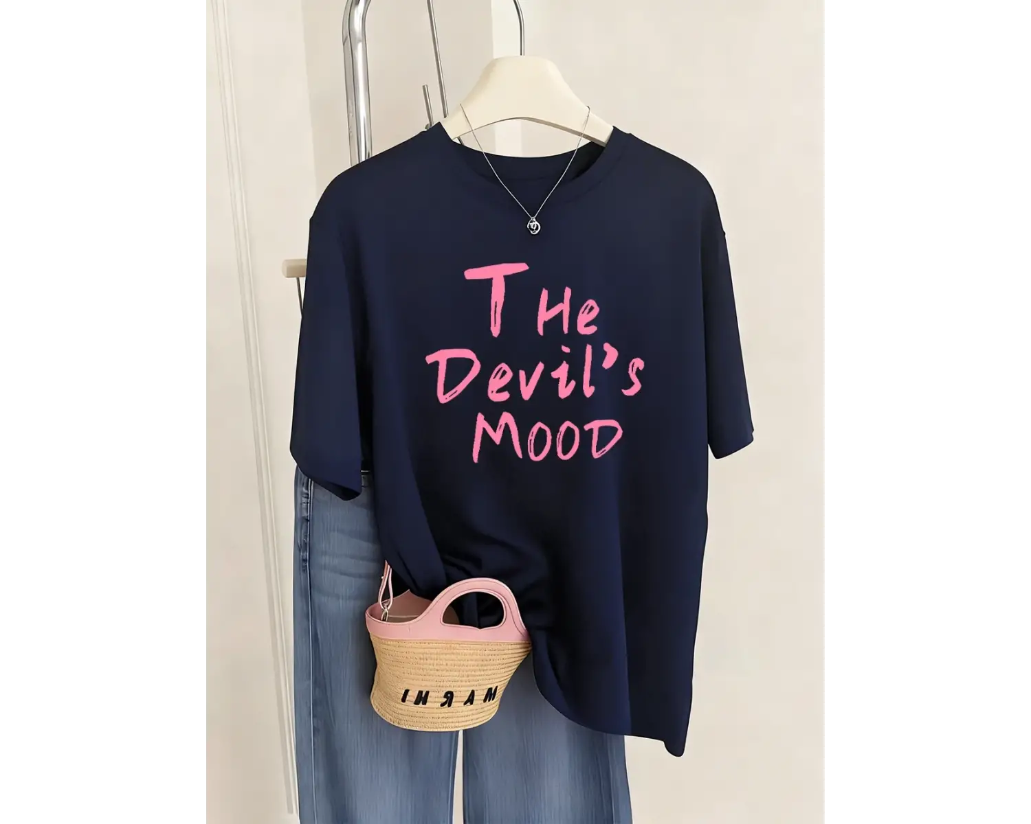 Urban Pop Graphic Kadın Tişört KoleksiyonuKod 5448