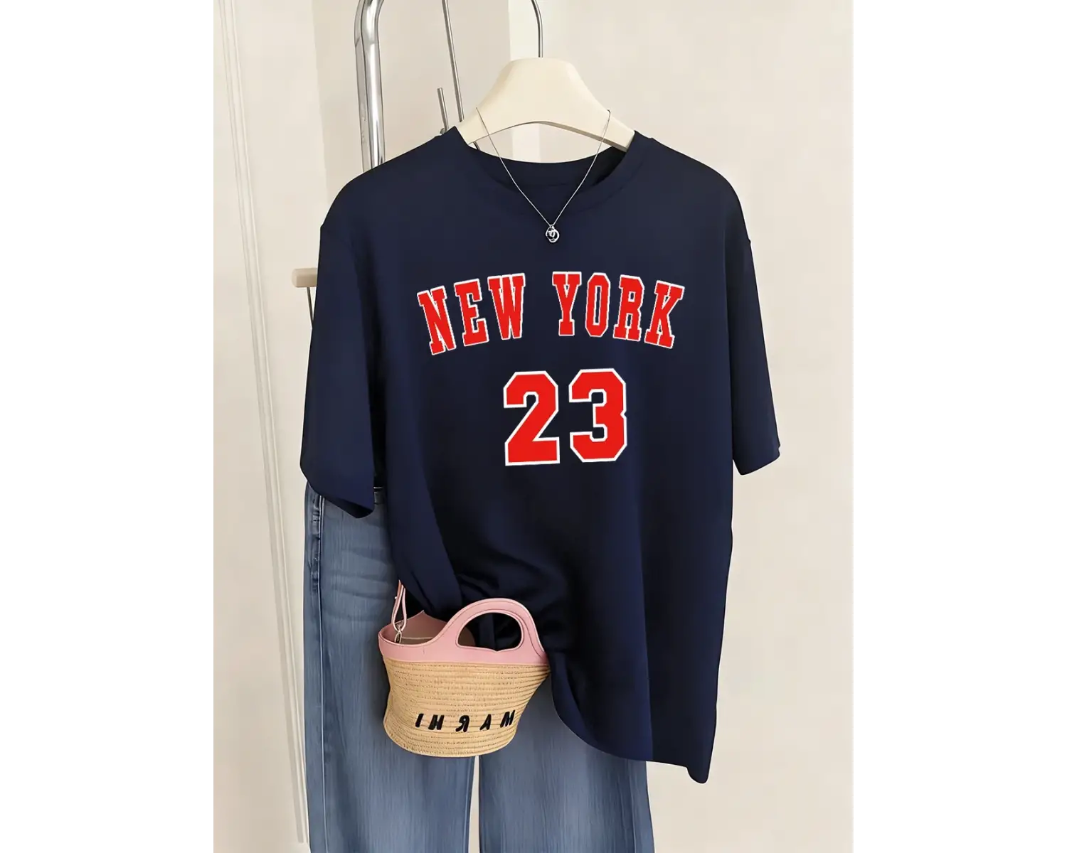 Urban Pop Graphic Kadın Tişört KoleksiyonuKod 5451