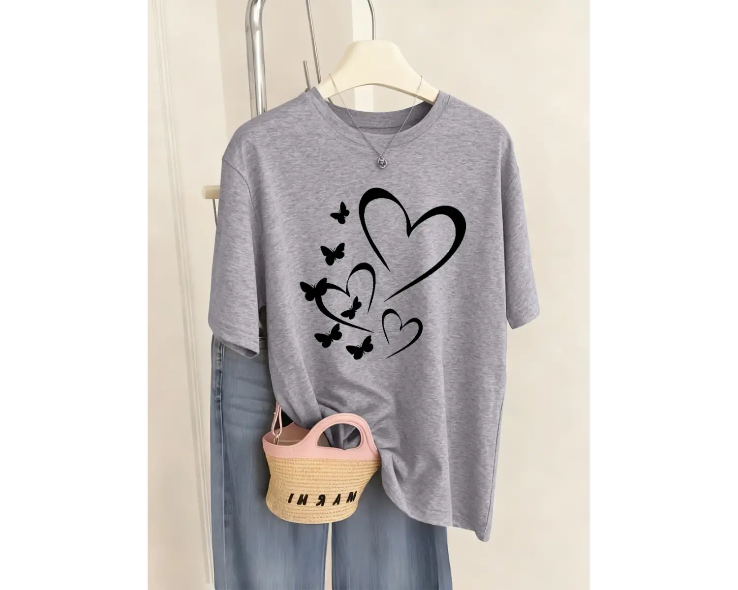 Urban Pop Graphic Kadın Tişört KoleksiyonuKod 5452