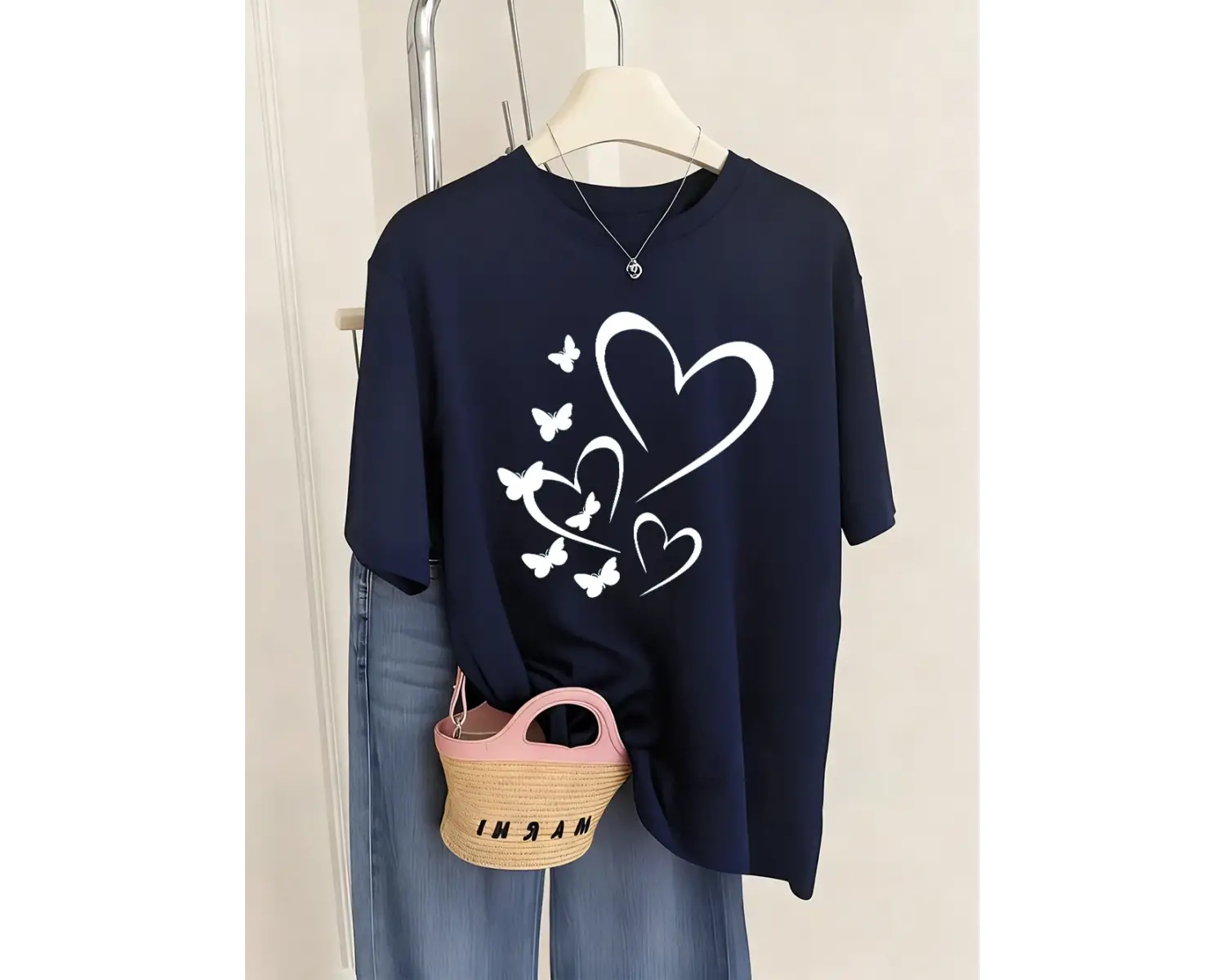 Urban Pop Graphic Kadın Tişört KoleksiyonuKod 5452