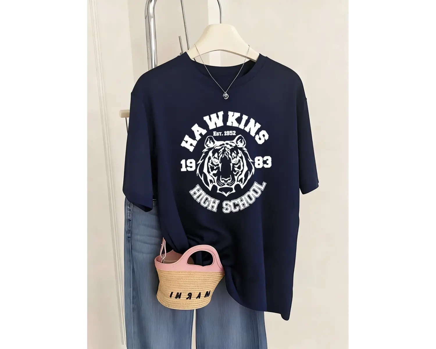 Urban Pop Graphic Kadın Tişört KoleksiyonuKod 5456