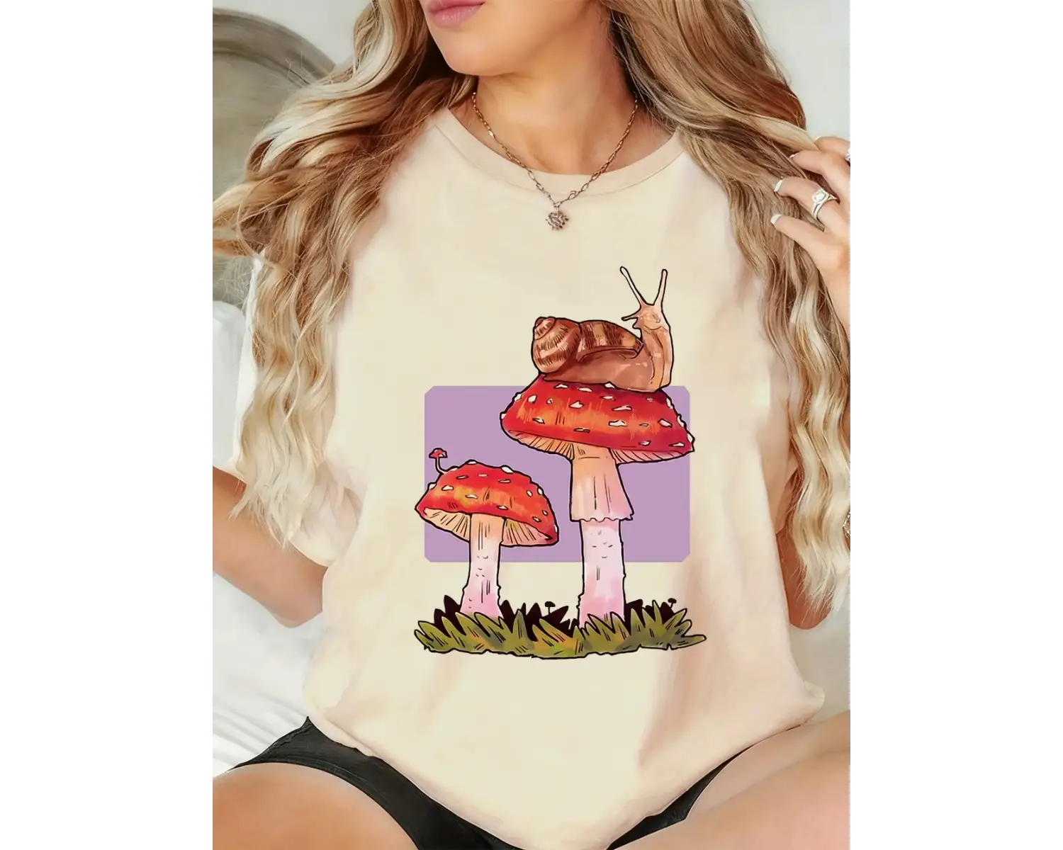 Urban Pop Graphic Kadın Tişört KoleksiyonuKod 5459