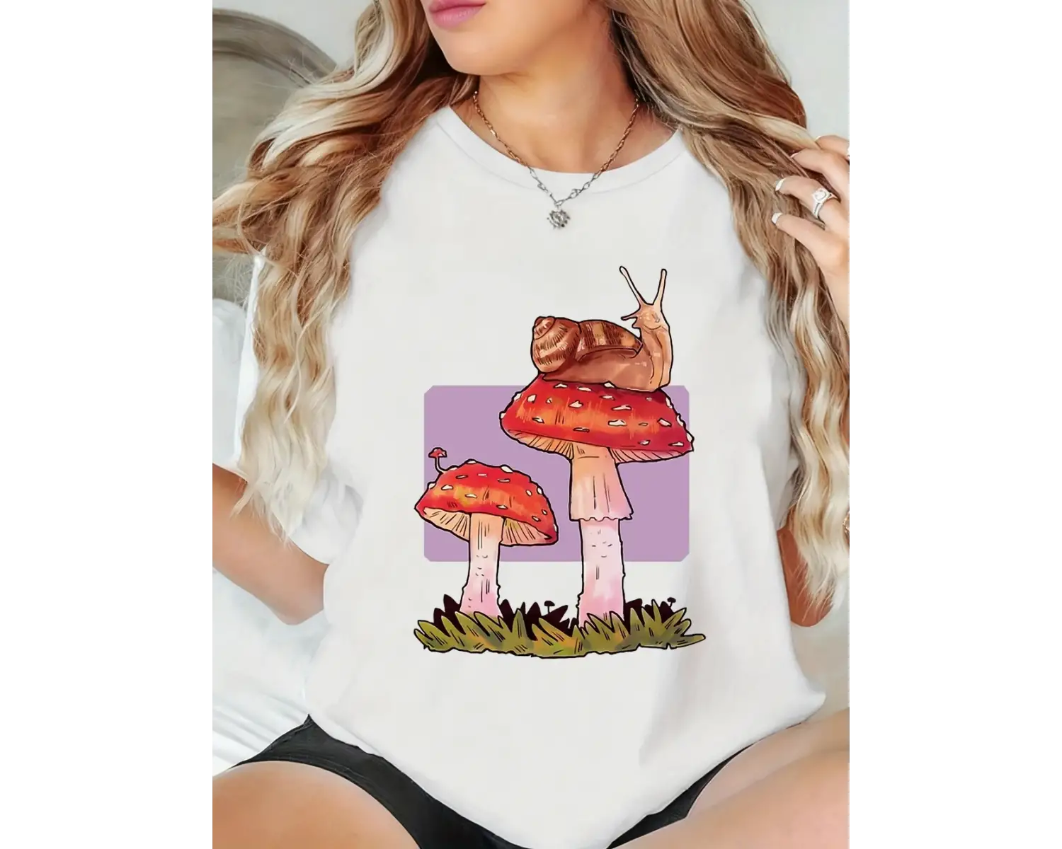 Urban Pop Graphic Kadın Tişört KoleksiyonuKod 5459