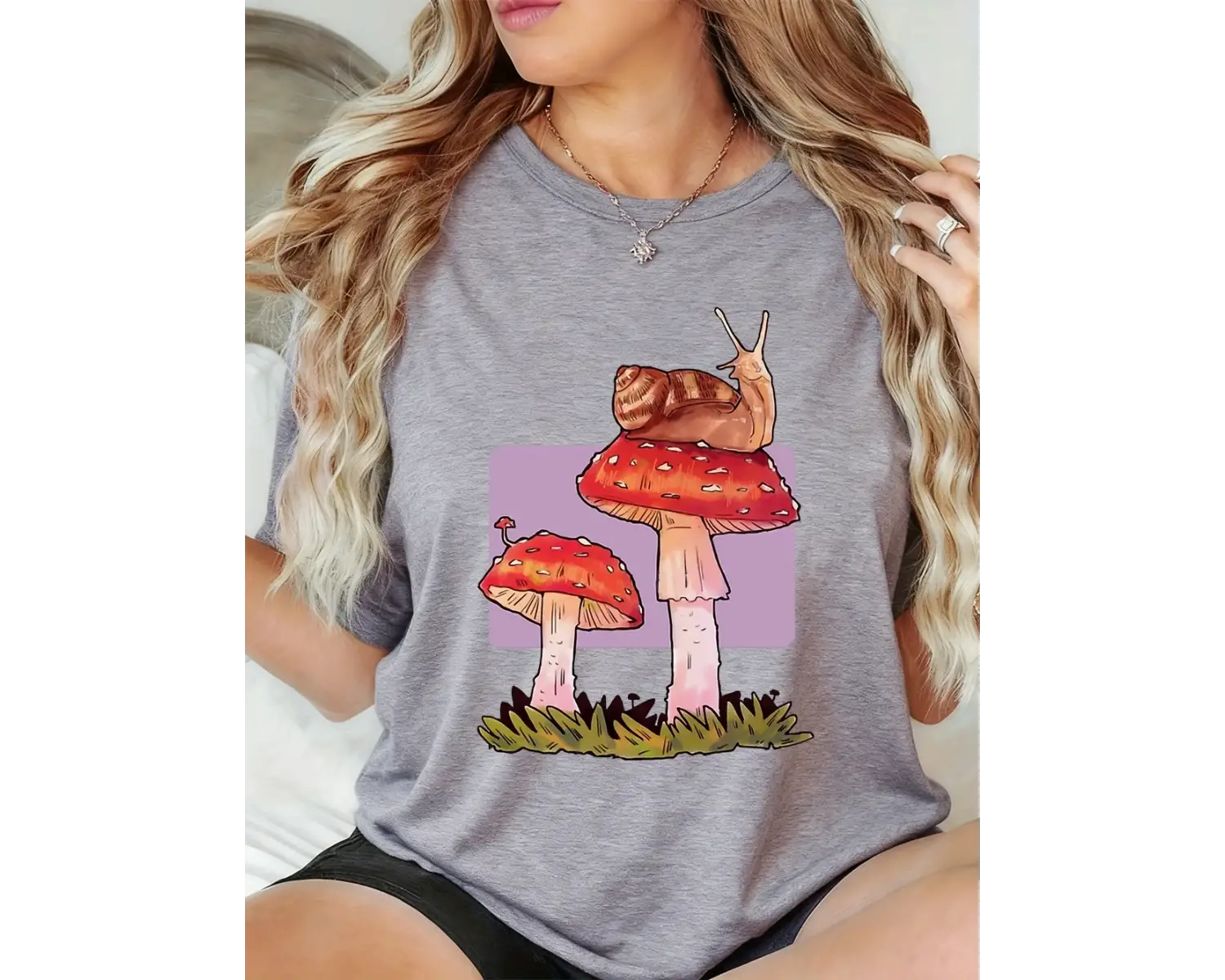 Urban Pop Graphic Kadın Tişört KoleksiyonuKod 5459