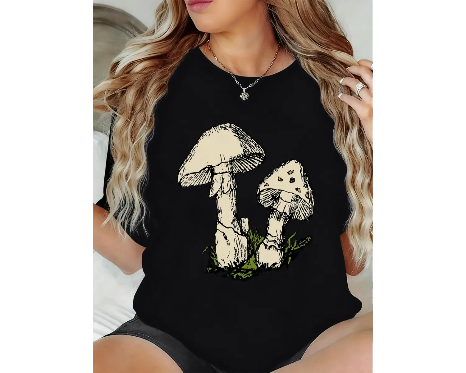 Urban Pop Graphic Kadın Tişört KoleksiyonuKod 5460