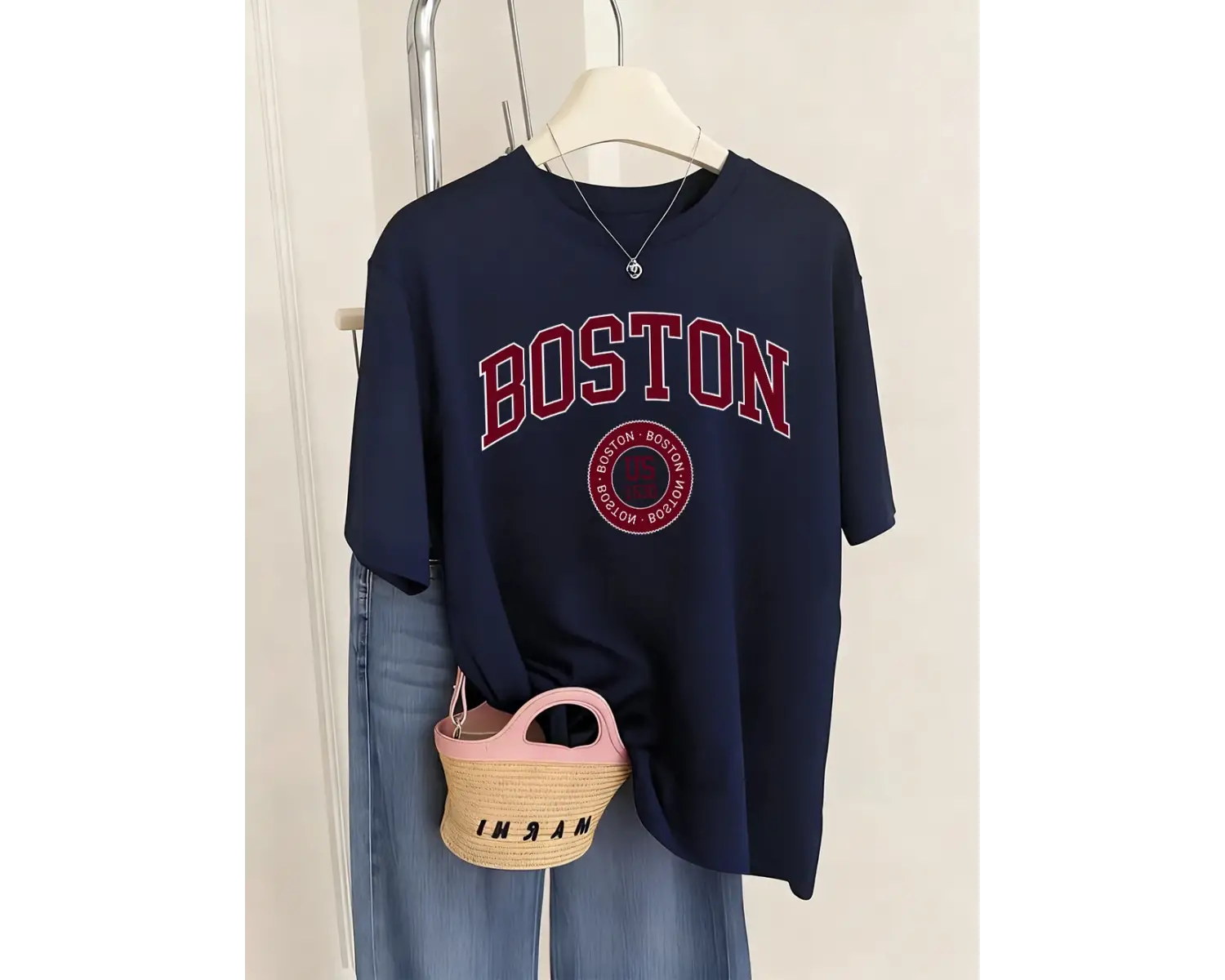 Urban Pop Graphic Kadın Tişört KoleksiyonuKod 5465