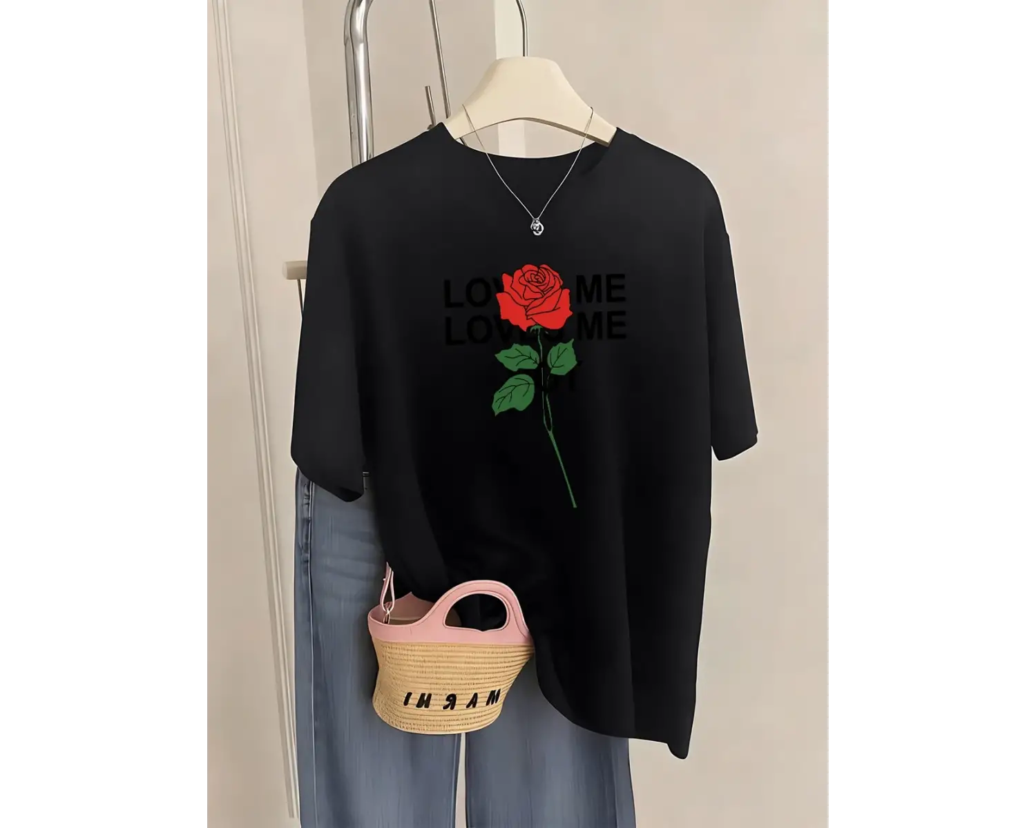 Urban Pop Graphic Kadın Tişört KoleksiyonuKod 5470