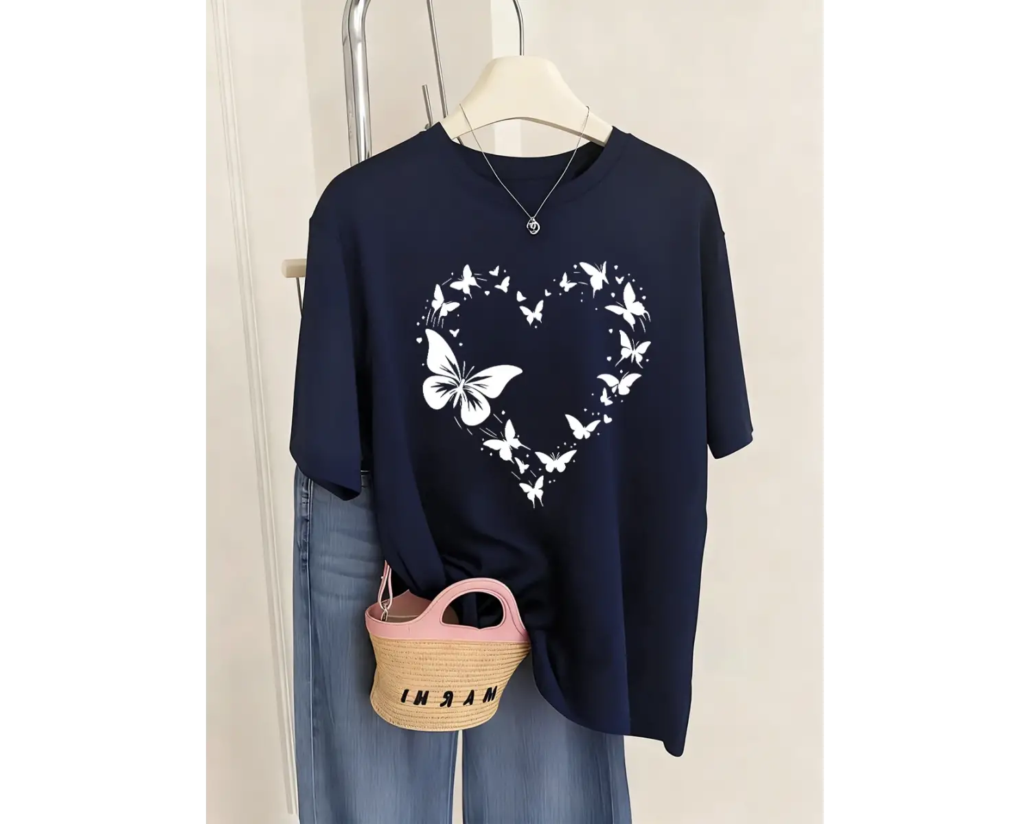 Urban Pop Graphic Kadın Tişört KoleksiyonuKod 5472