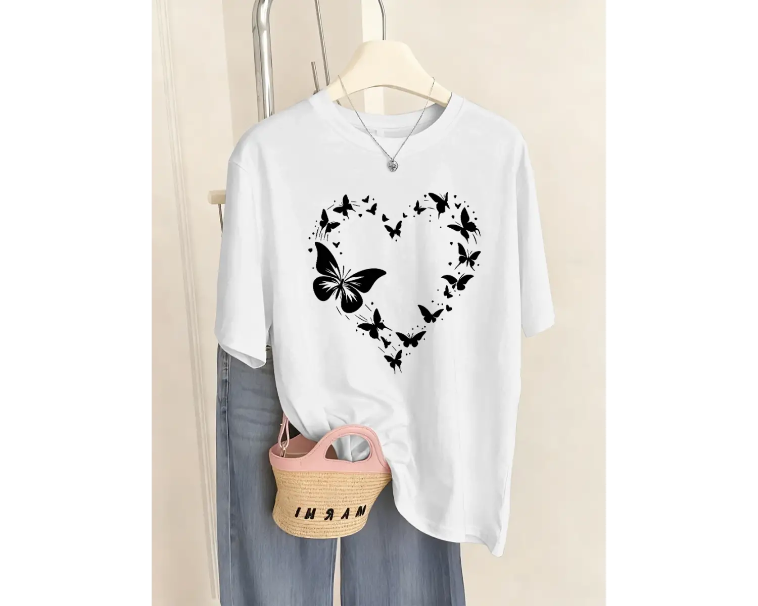 Urban Pop Graphic Kadın Tişört KoleksiyonuKod 5472