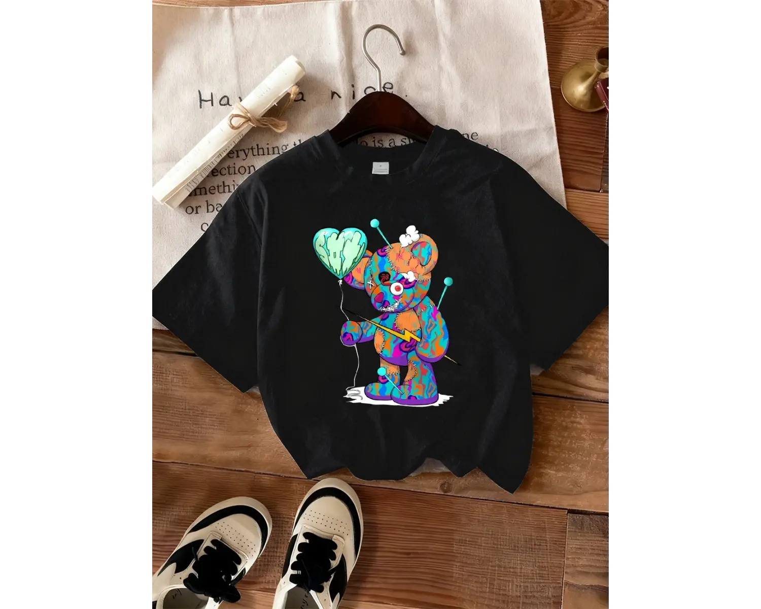 Urban Pop Graphic Kadın Tişört KoleksiyonuKod 5473