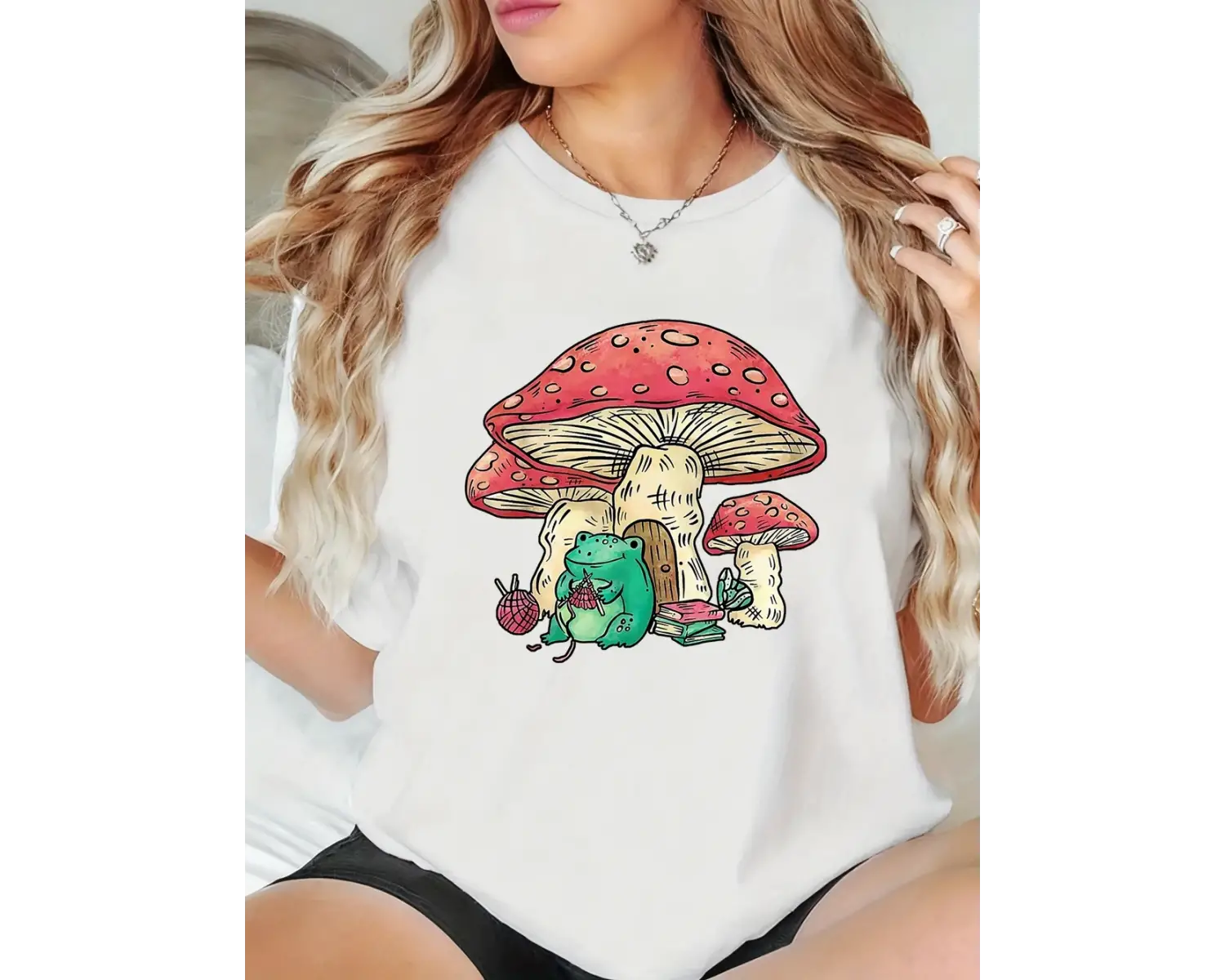 Urban Pop Graphic Kadın Tişört KoleksiyonuKod 5478