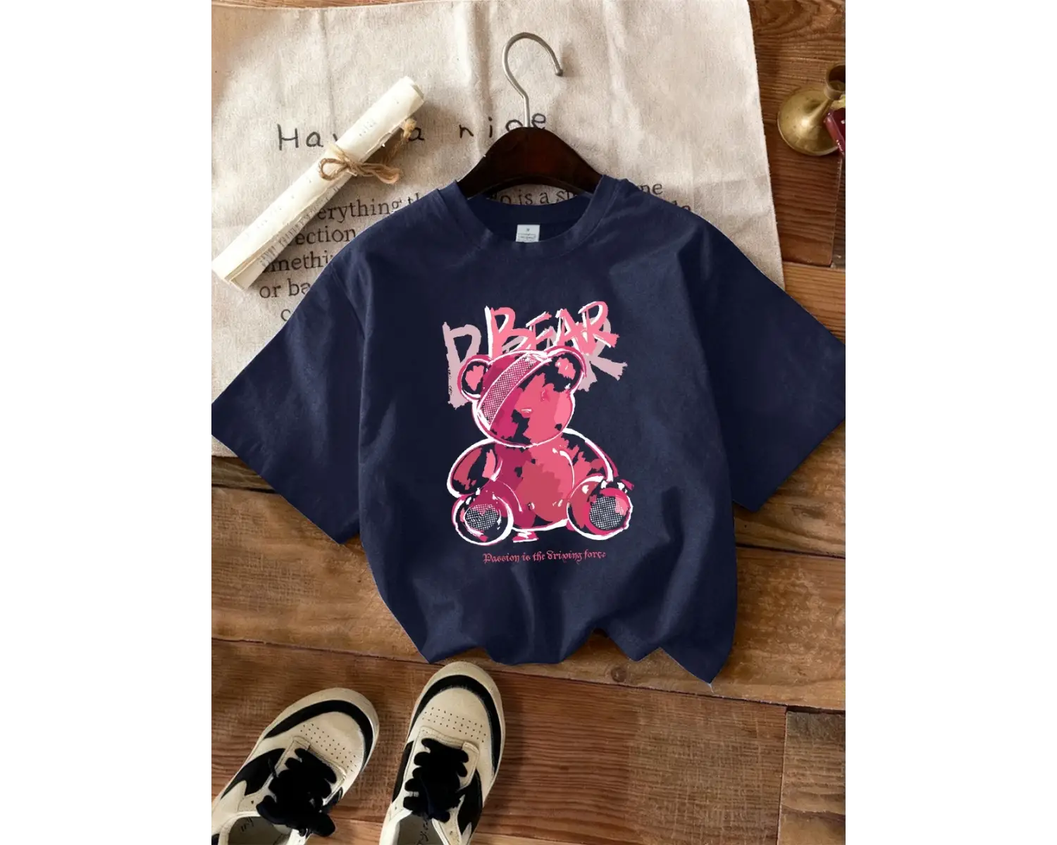 Urban Pop Graphic Kadın Tişört KoleksiyonuKod 5484