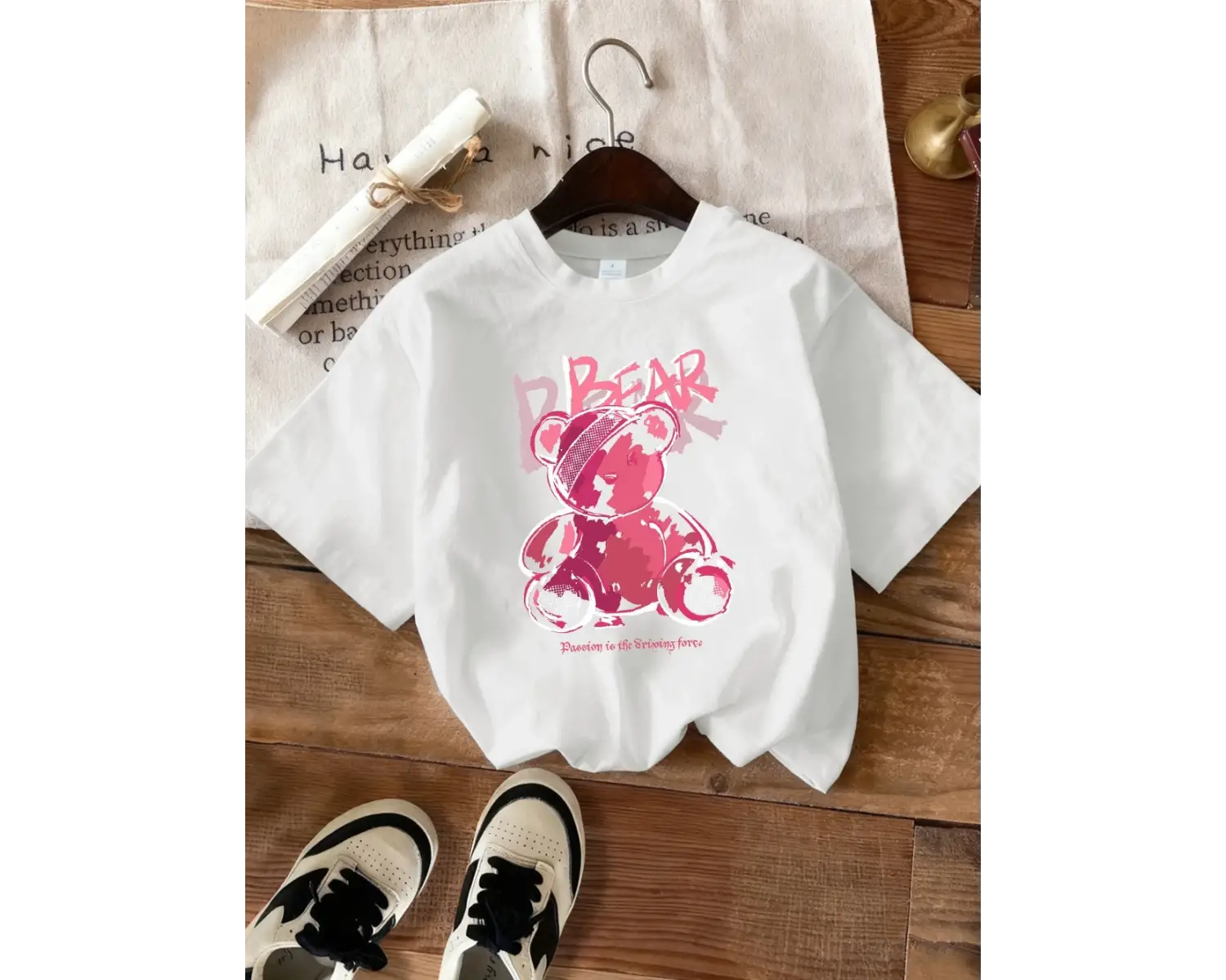 Urban Pop Graphic Kadın Tişört KoleksiyonuKod 5484