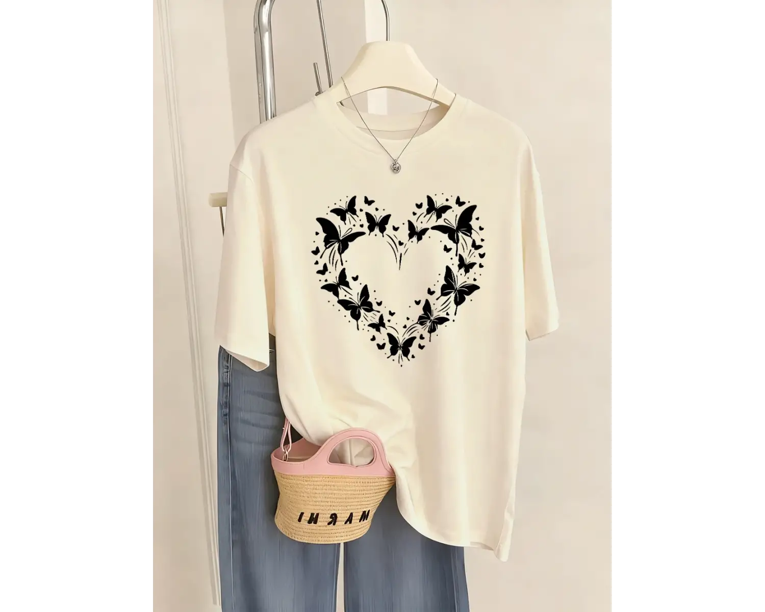 Urban Pop Graphic Kadın Tişört KoleksiyonuKod 5485