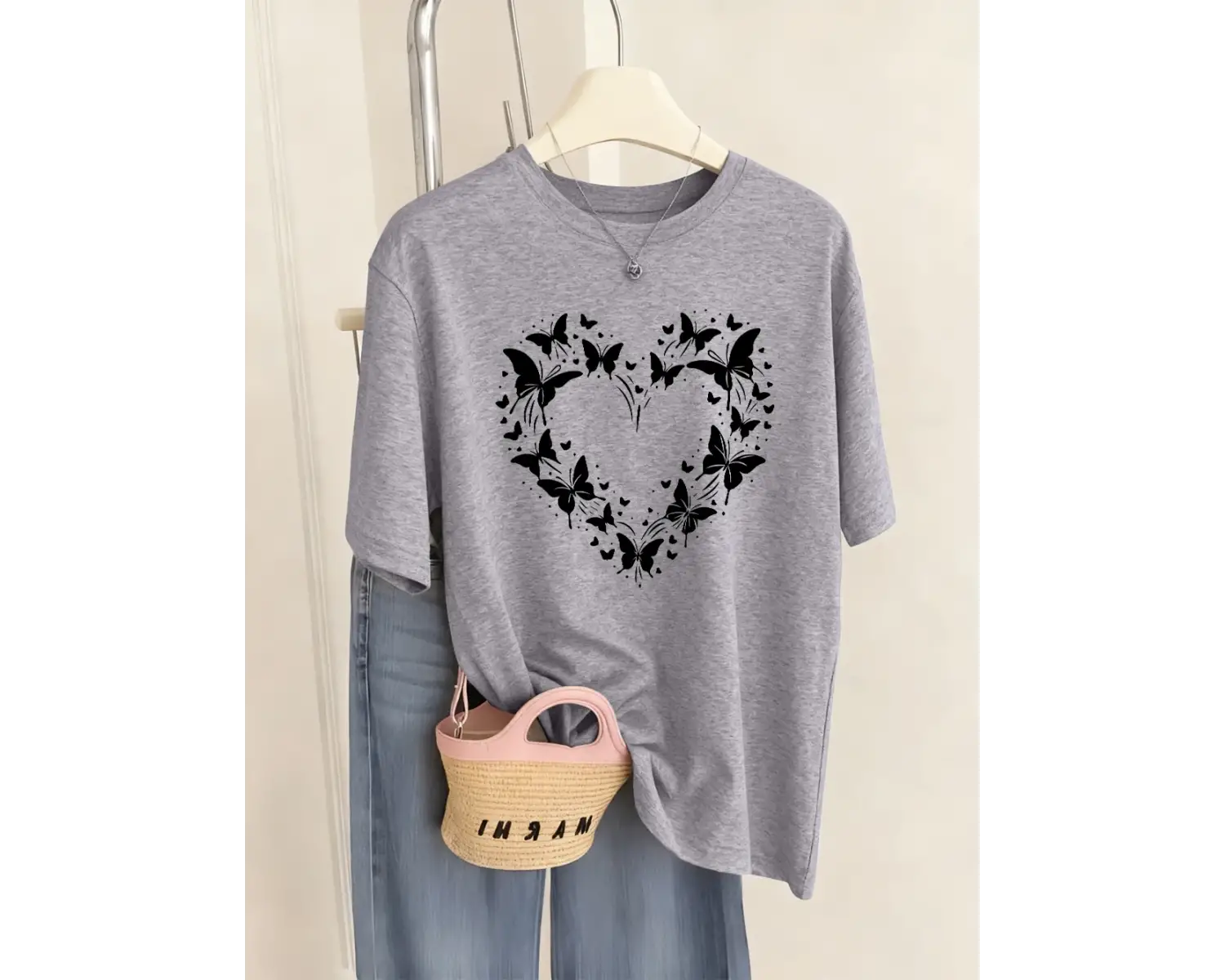 Urban Pop Graphic Kadın Tişört KoleksiyonuKod 5485