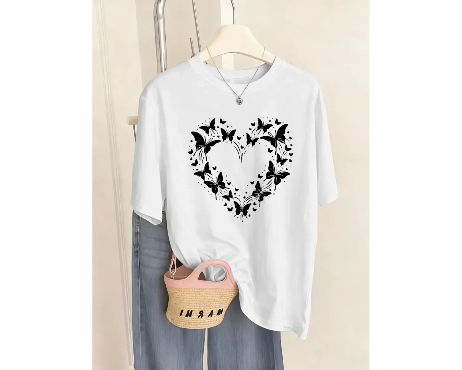 Urban Pop Graphic Kadın Tişört KoleksiyonuKod 5485