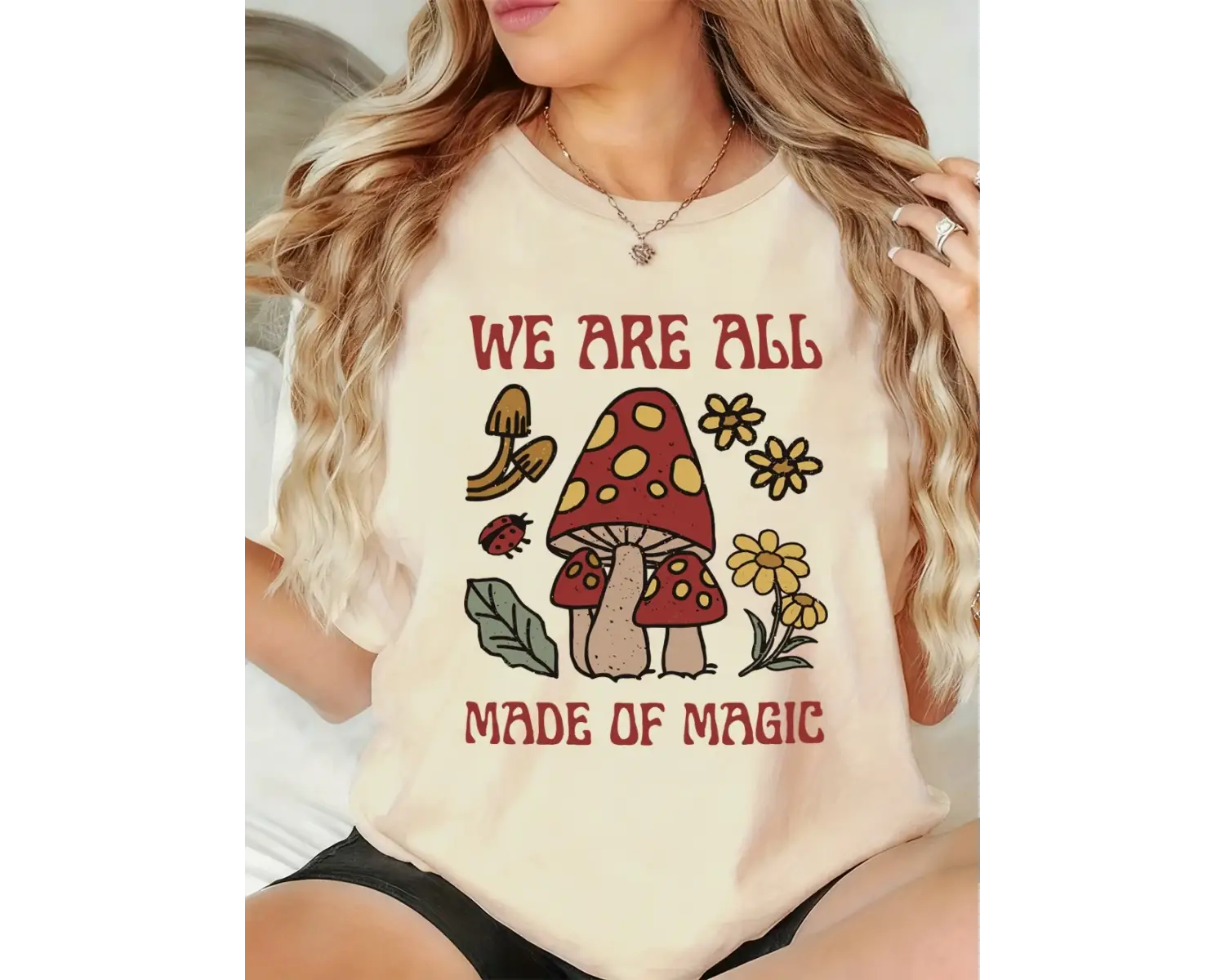 Urban Pop Graphic Kadın Tişört KoleksiyonuKod 5486