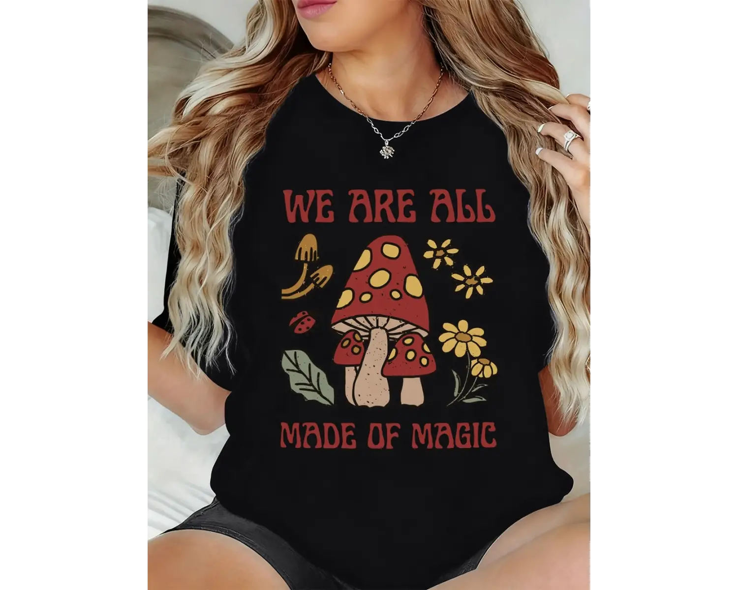 Urban Pop Graphic Kadın Tişört KoleksiyonuKod 5486