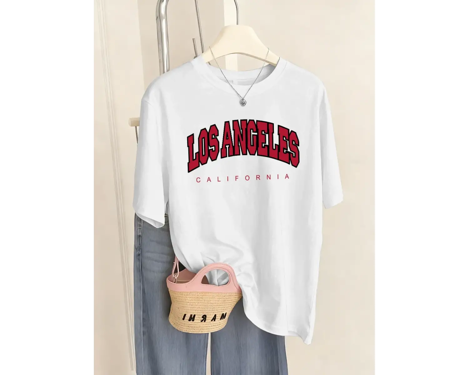 Urban Pop Graphic Kadın Tişört KoleksiyonuKod 5487