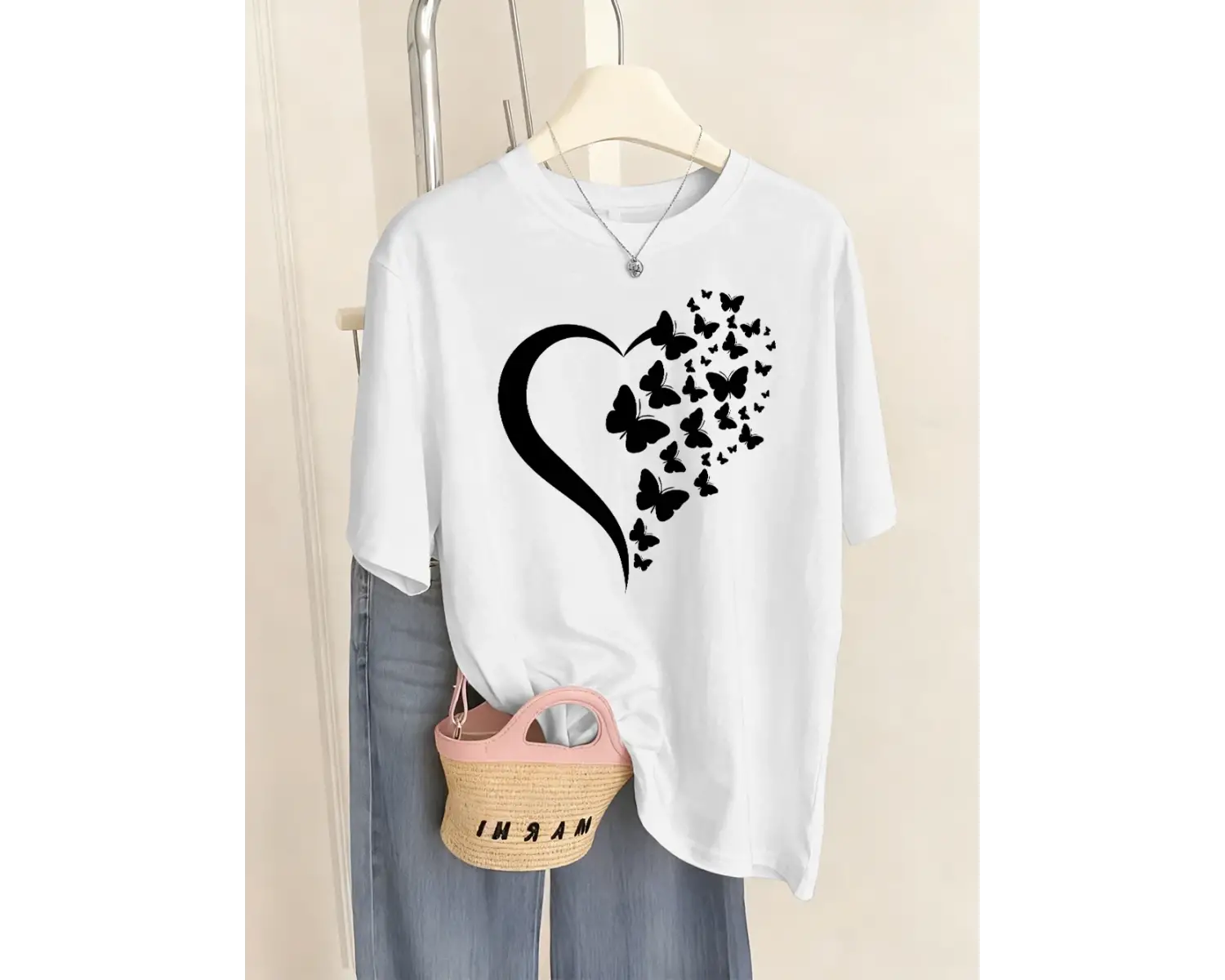 Urban Pop Graphic Kadın Tişört KoleksiyonuKod 5488