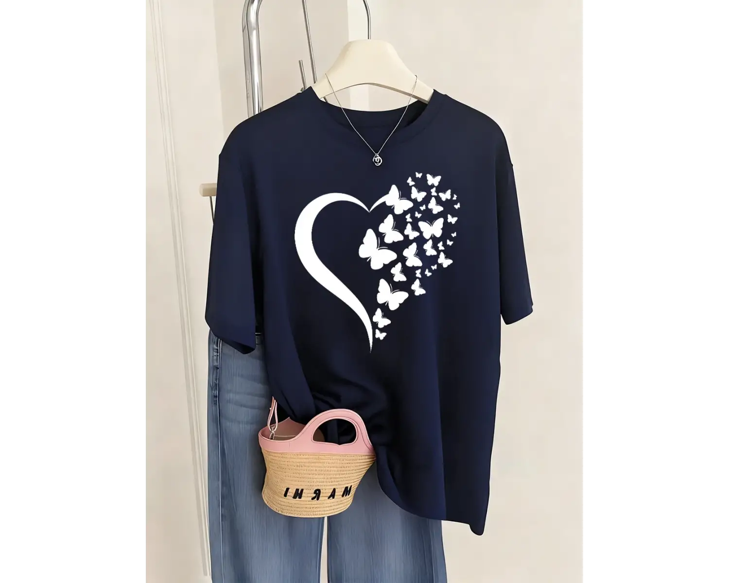 Urban Pop Graphic Kadın Tişört KoleksiyonuKod 5488